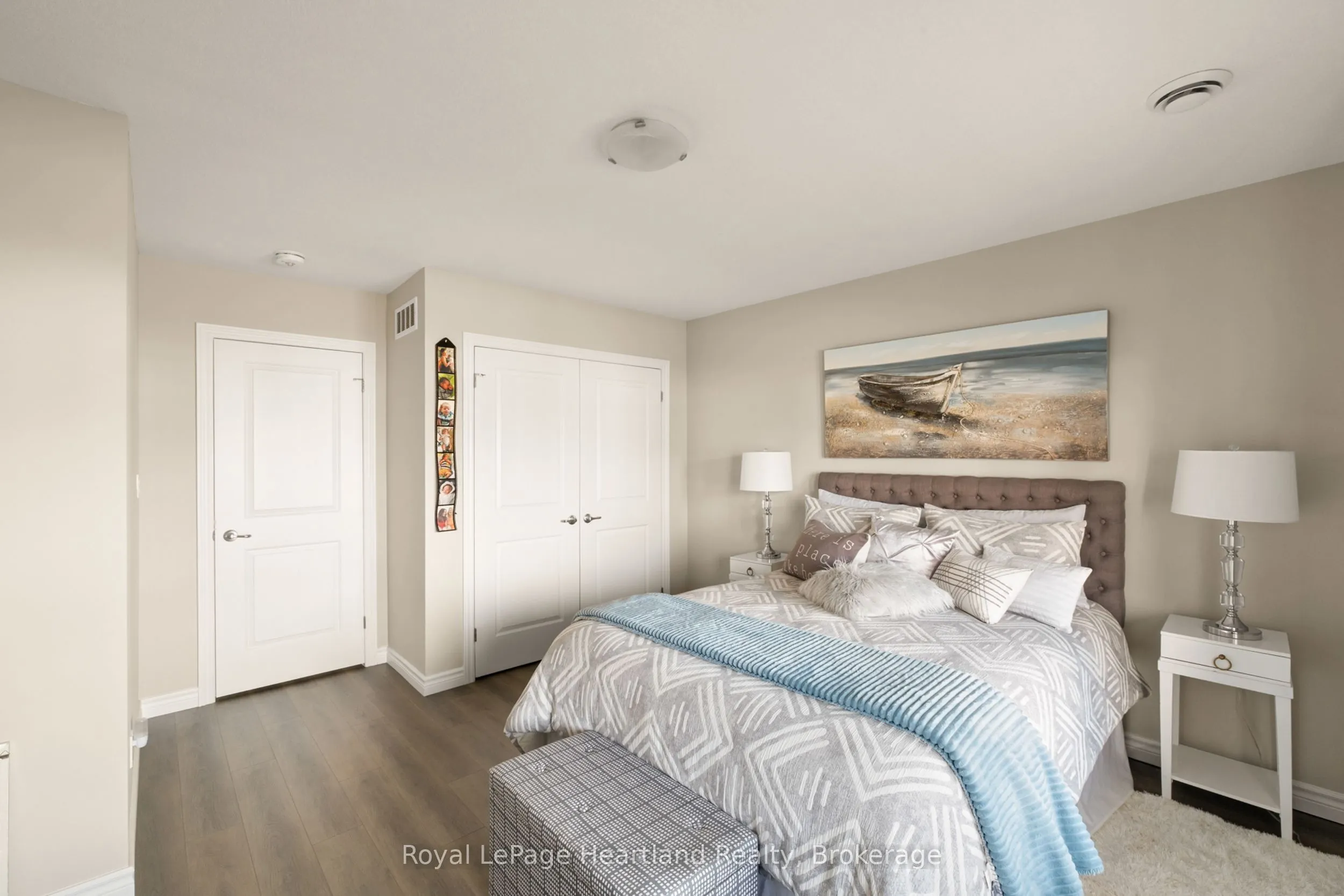 140 LAKE BREEZE Drive, #140