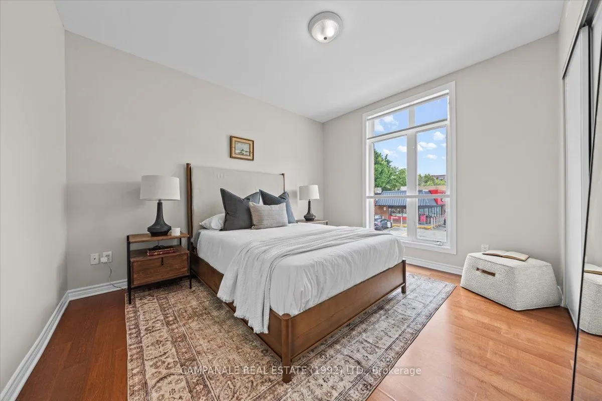 6 Grove Avenue, #201