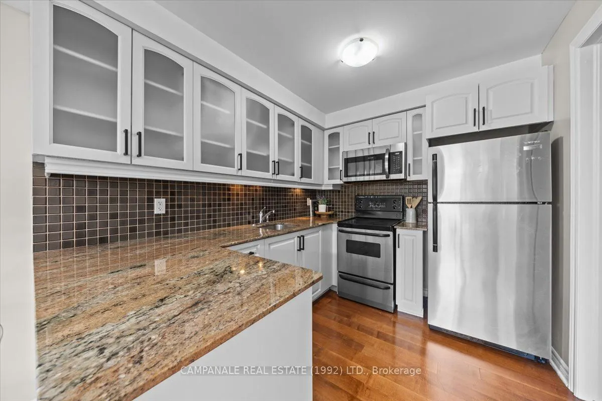6 Grove Avenue, #201
