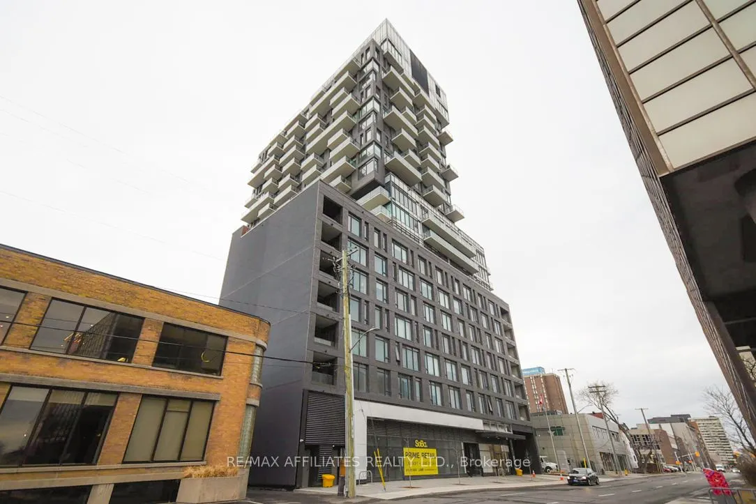 203 Catherine Street, #1709