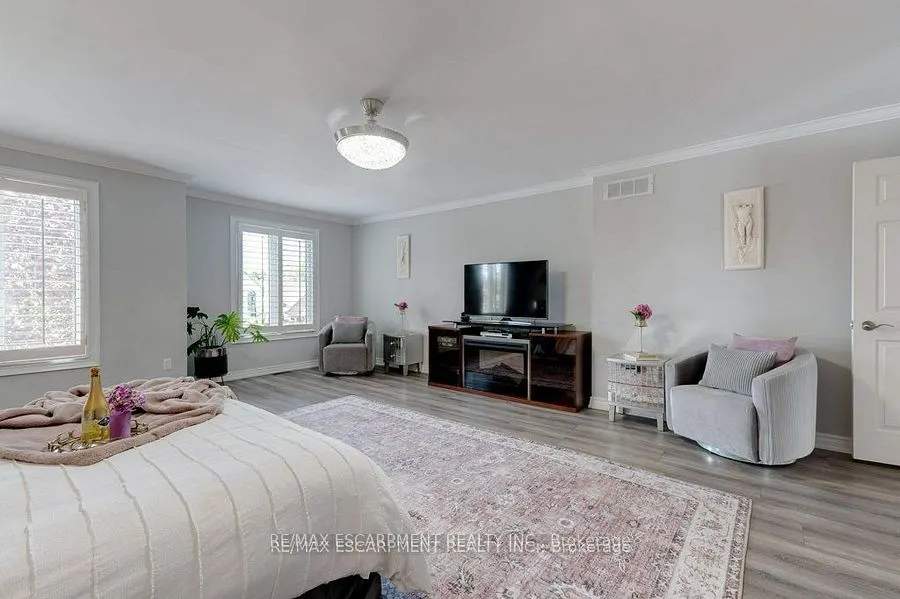 35 Lido Drive