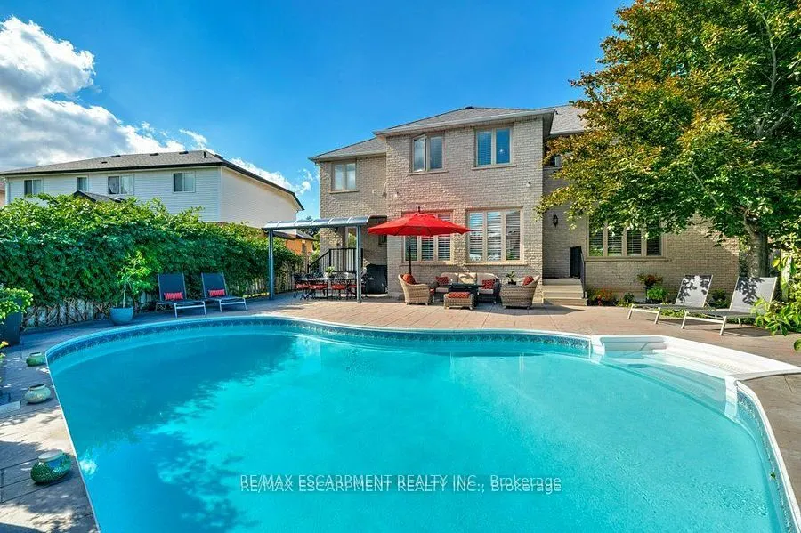 35 Lido Drive