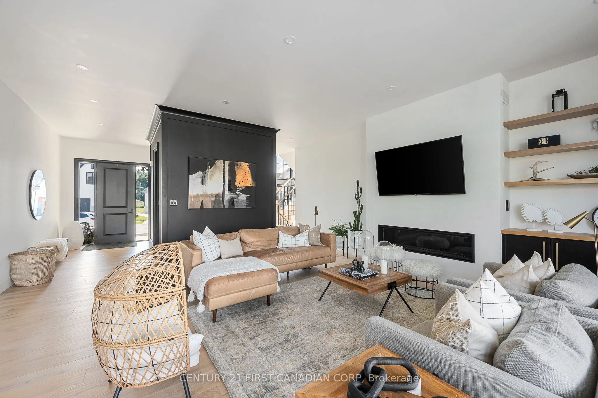 244 FOXBOROUGH Place