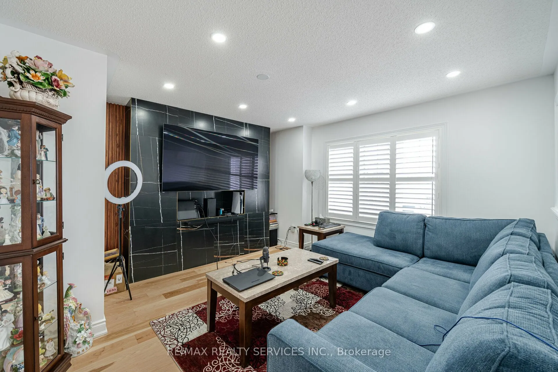 284 Johnson Drive