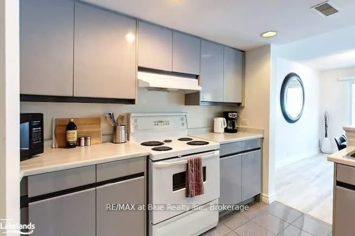 110 Fairway Court, #112