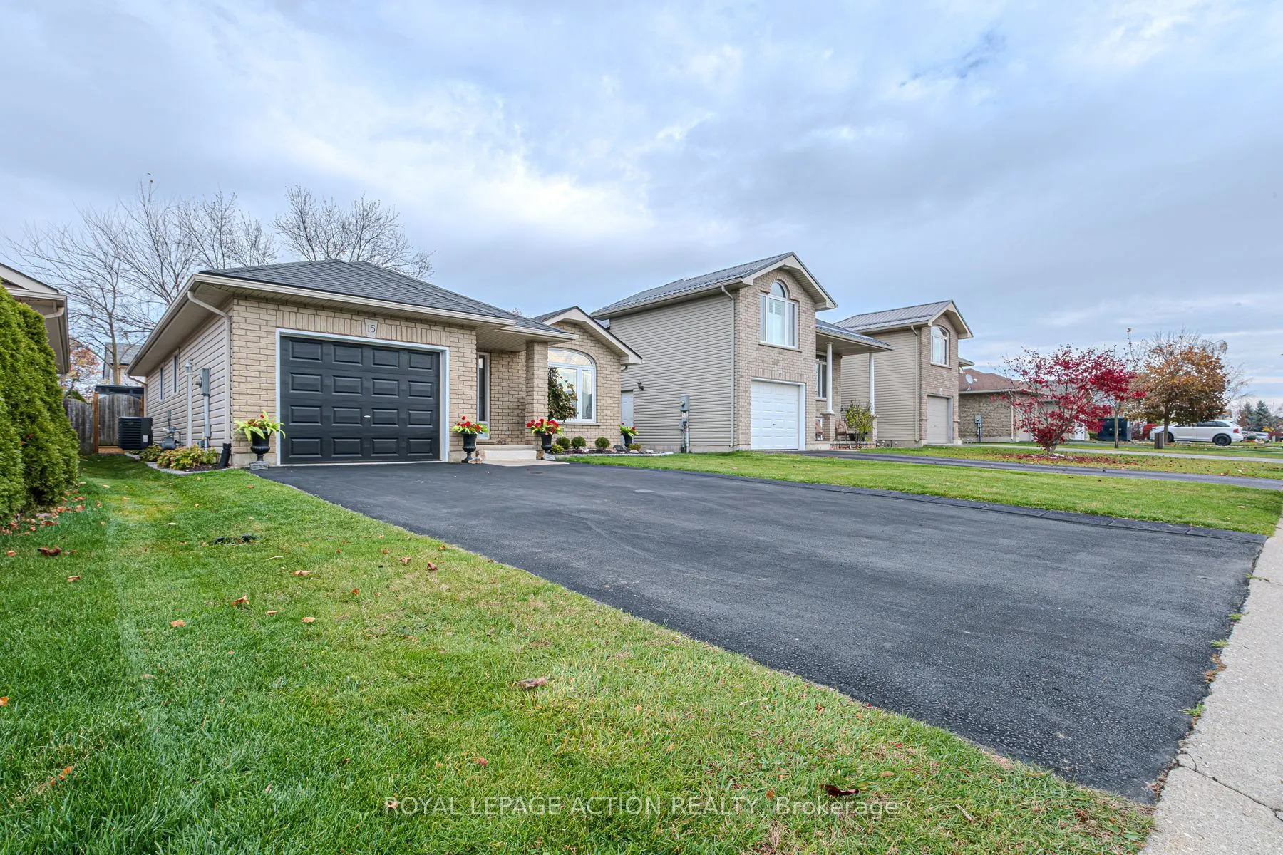 15 Landon Avenue