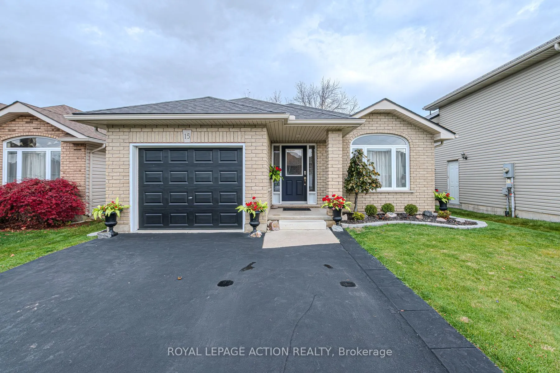 15 Landon Avenue