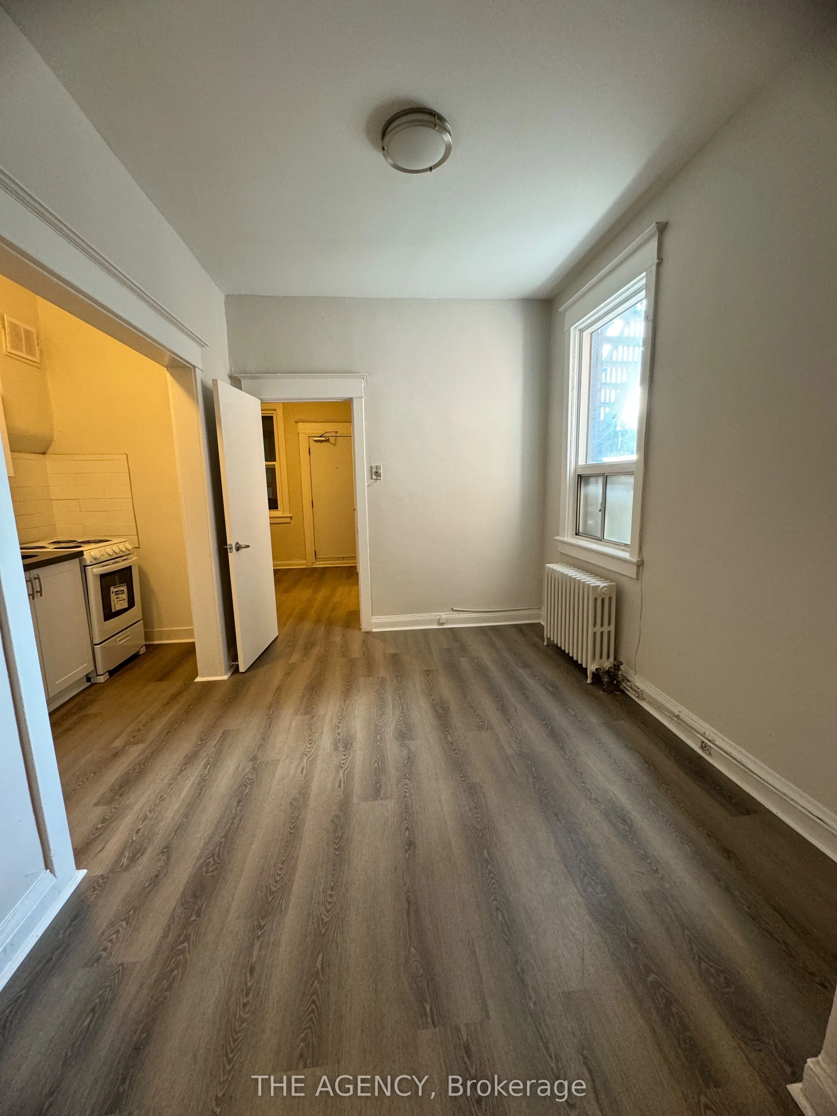 133 John Street S, #2