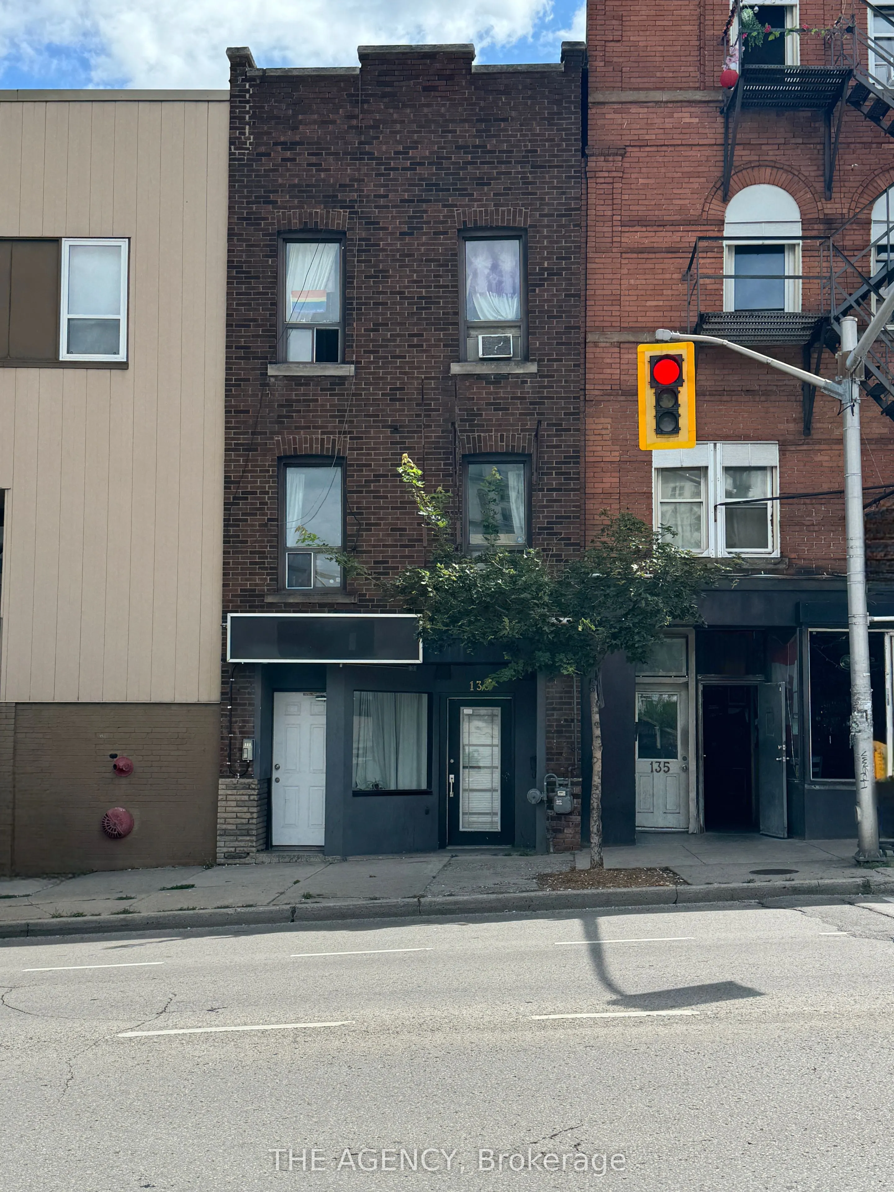 133 John Street S, #2