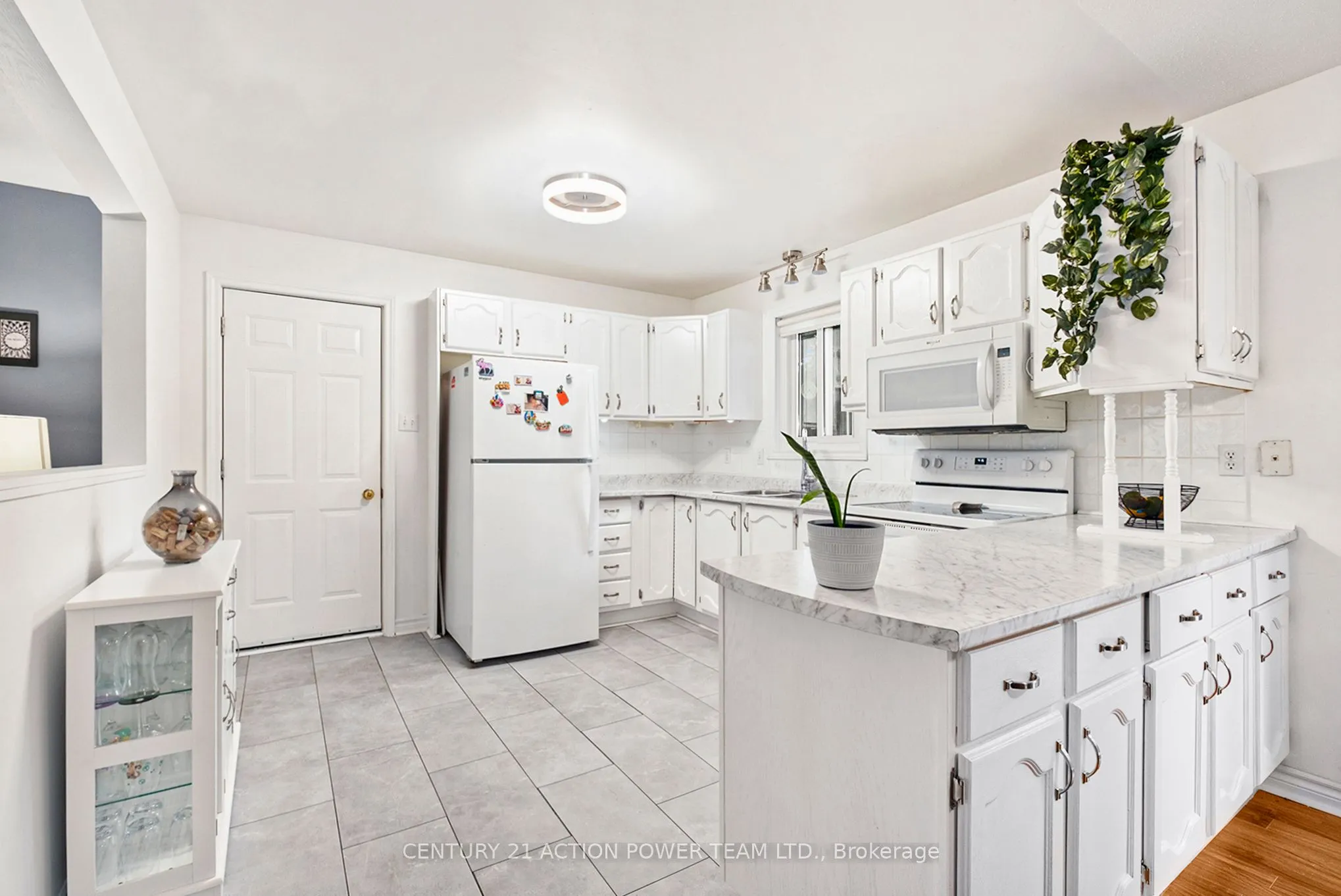 13065 Riverside Drive
