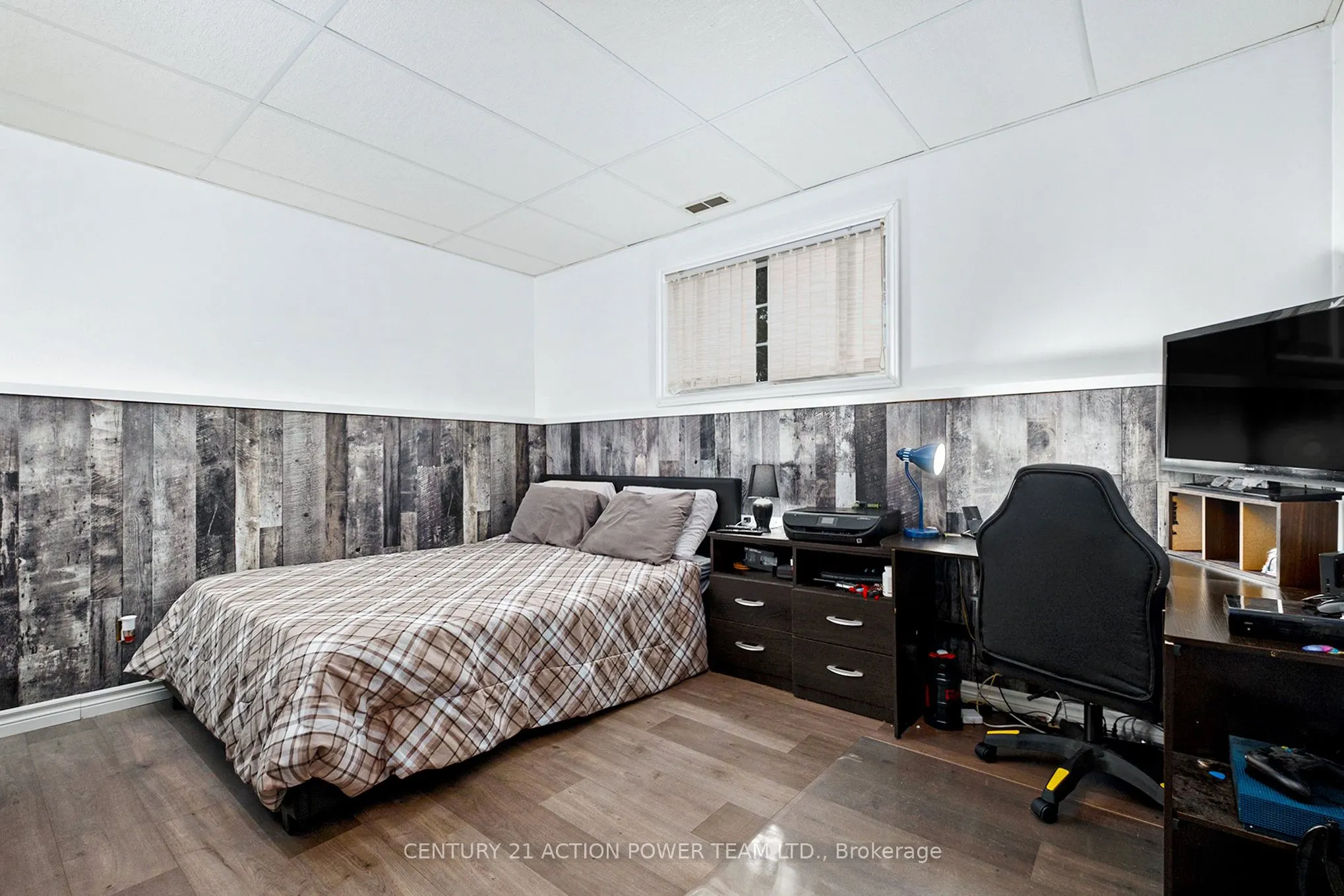 13065 Riverside Drive