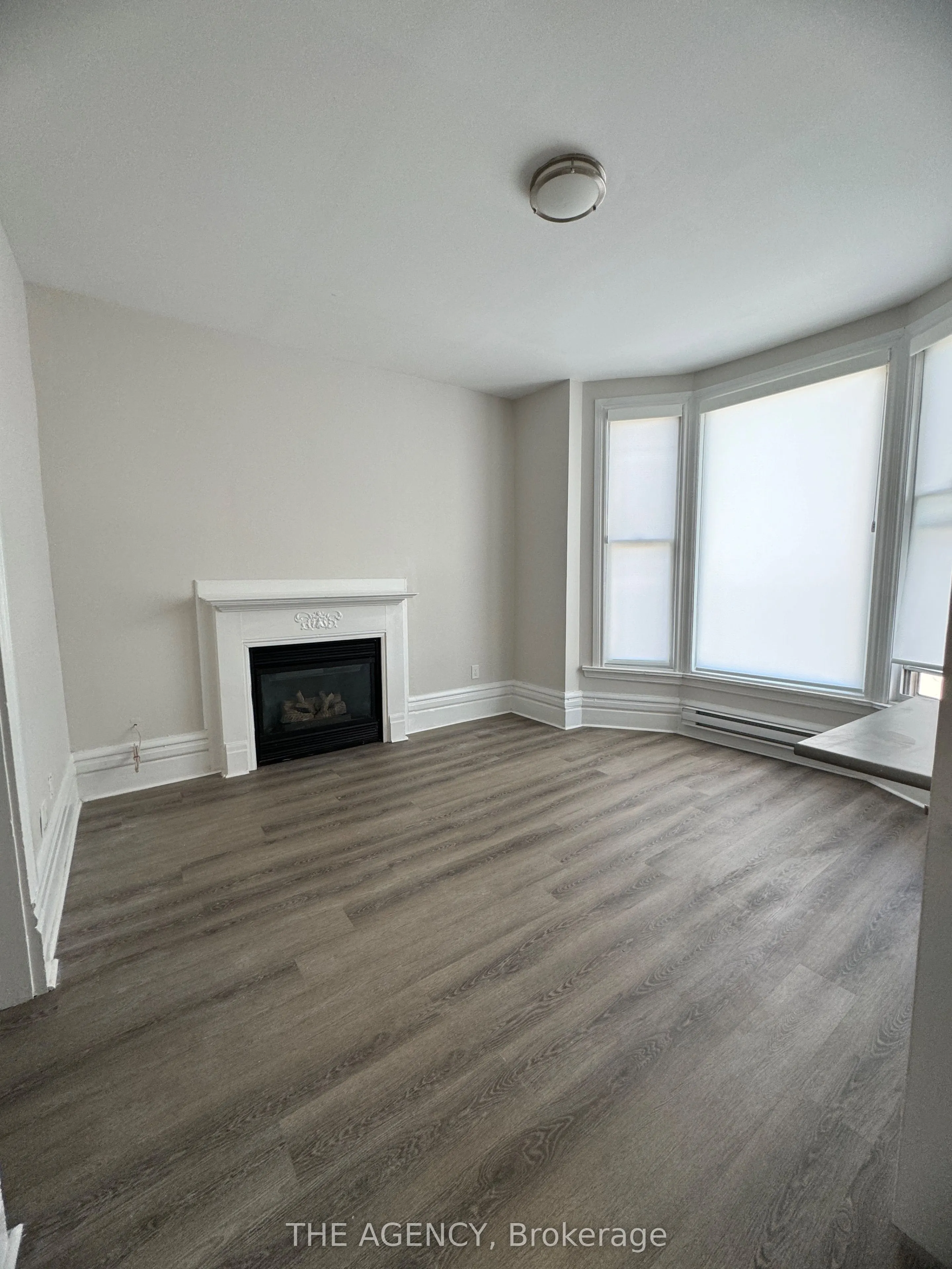 139 1/2 John Street S, #3