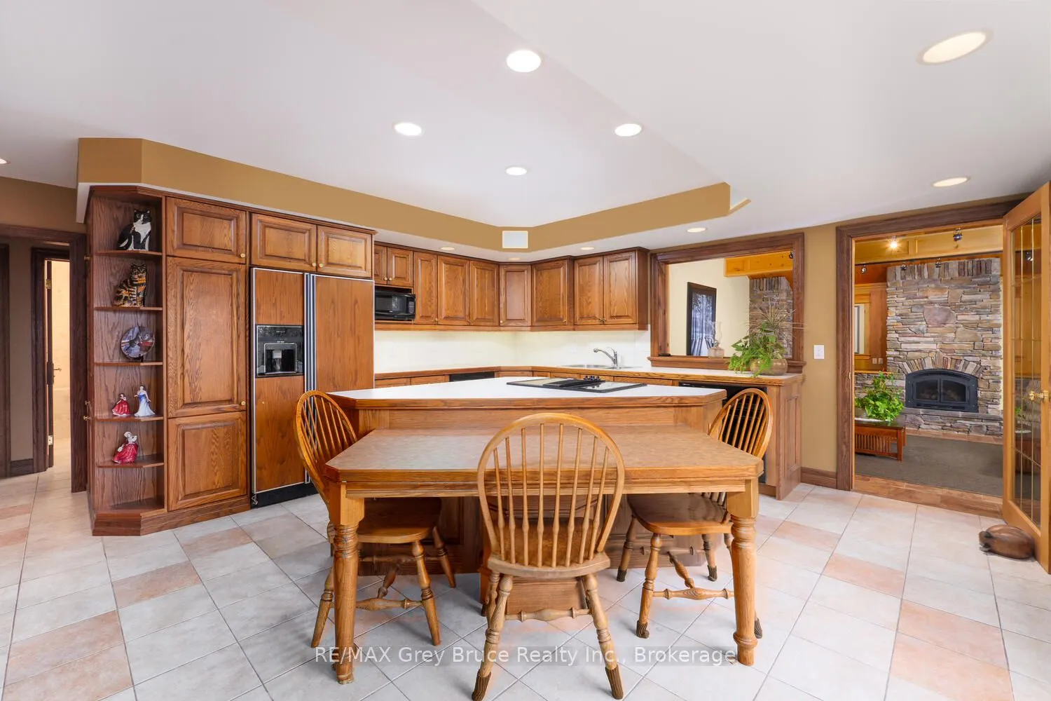 525 4th Avenue W