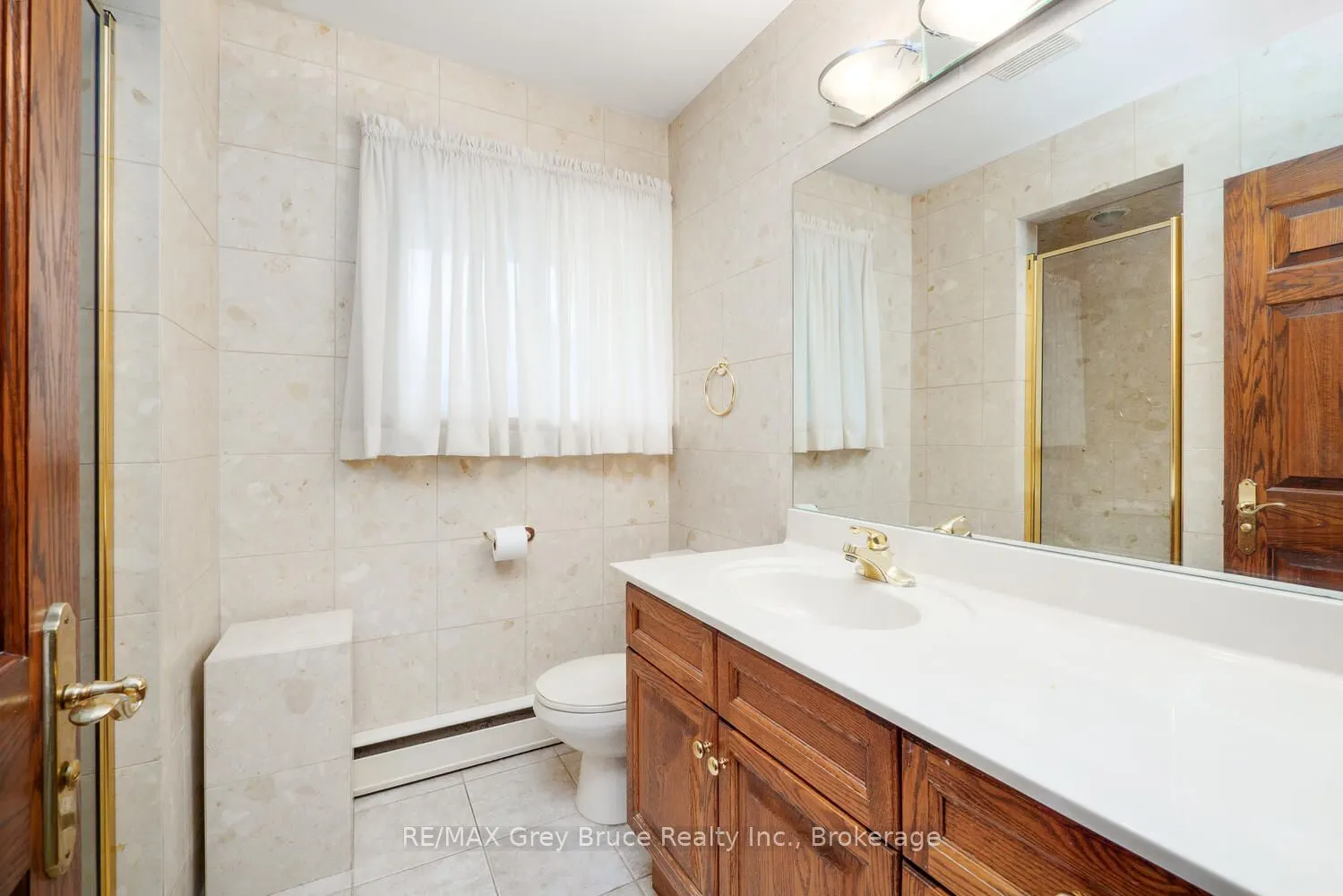 525 4th Avenue W