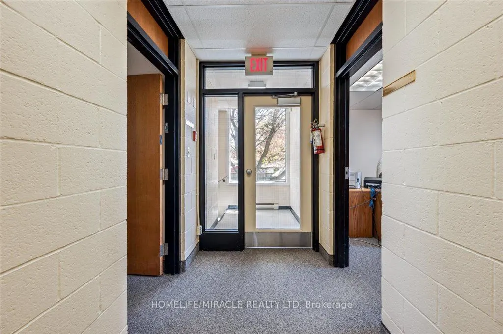380 HIBERNIA Street