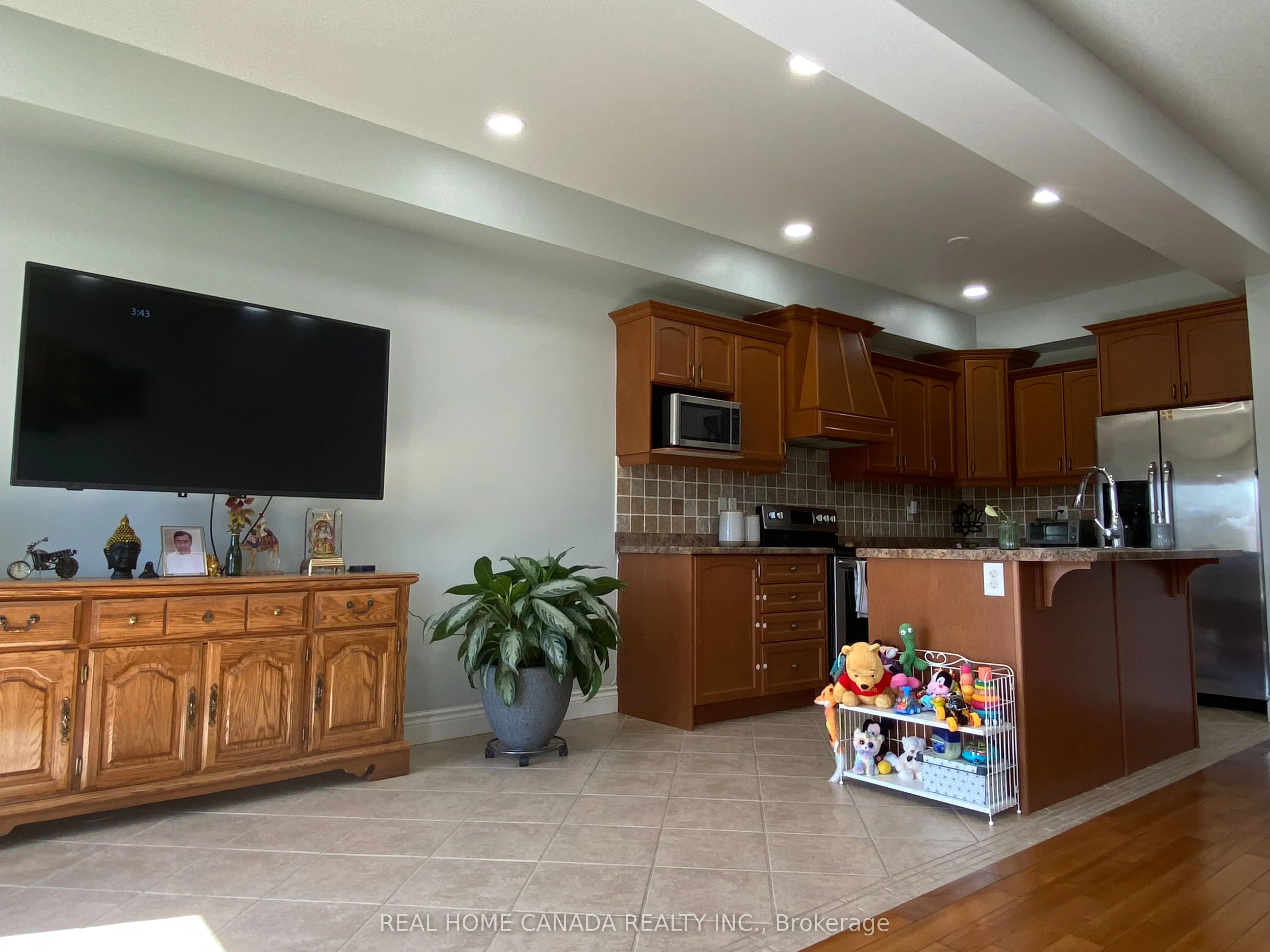 370 Stonehenge Drive, #2
