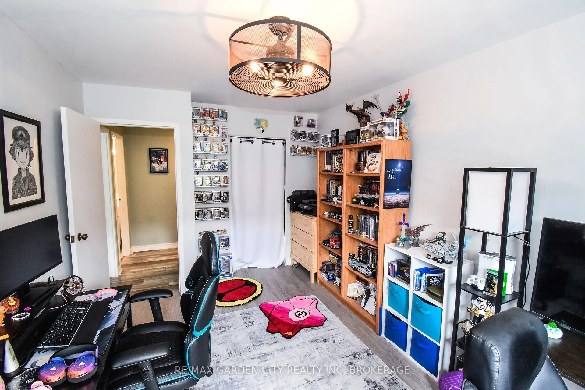 359 GENEVA Street, #811