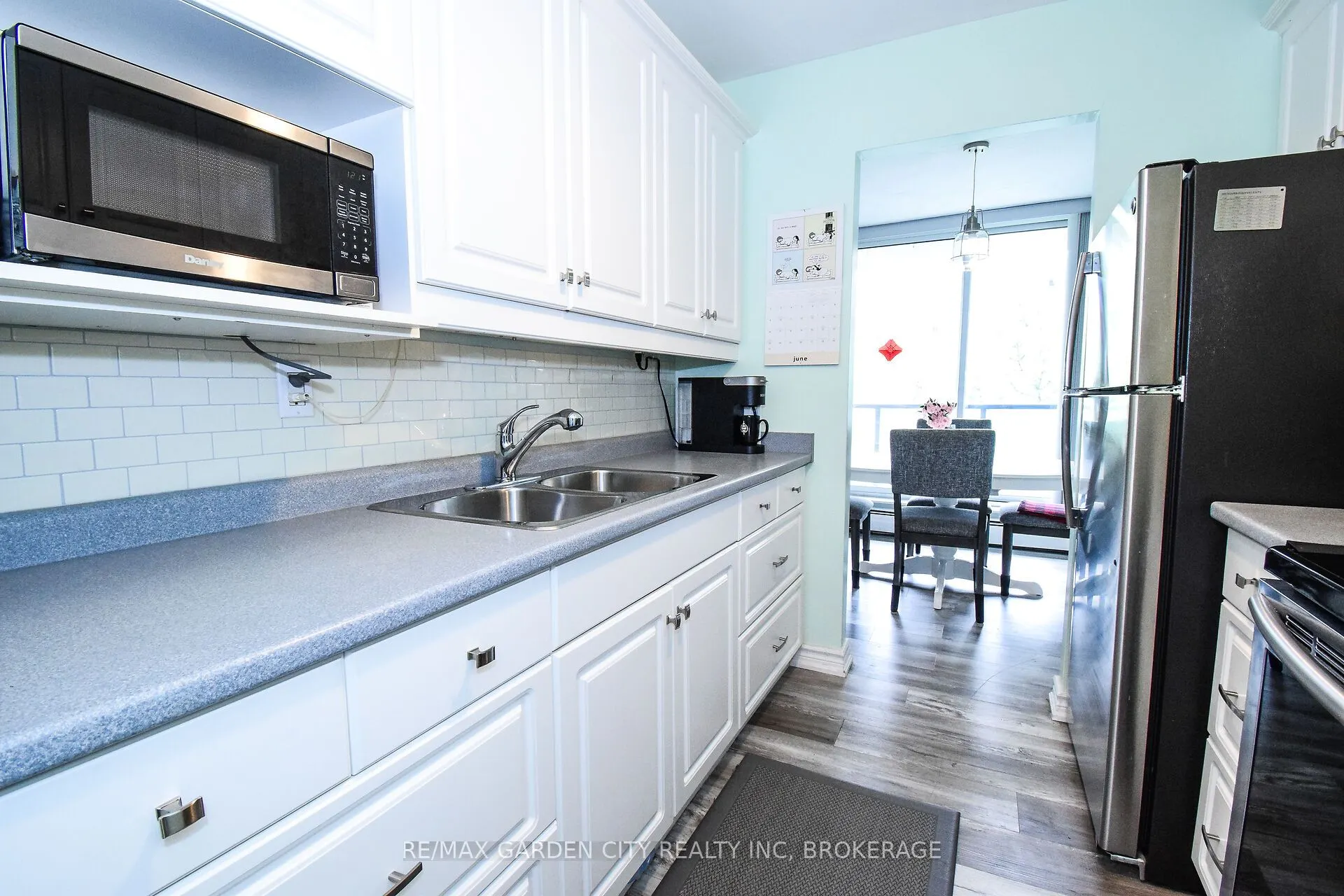 359 GENEVA Street, #811
