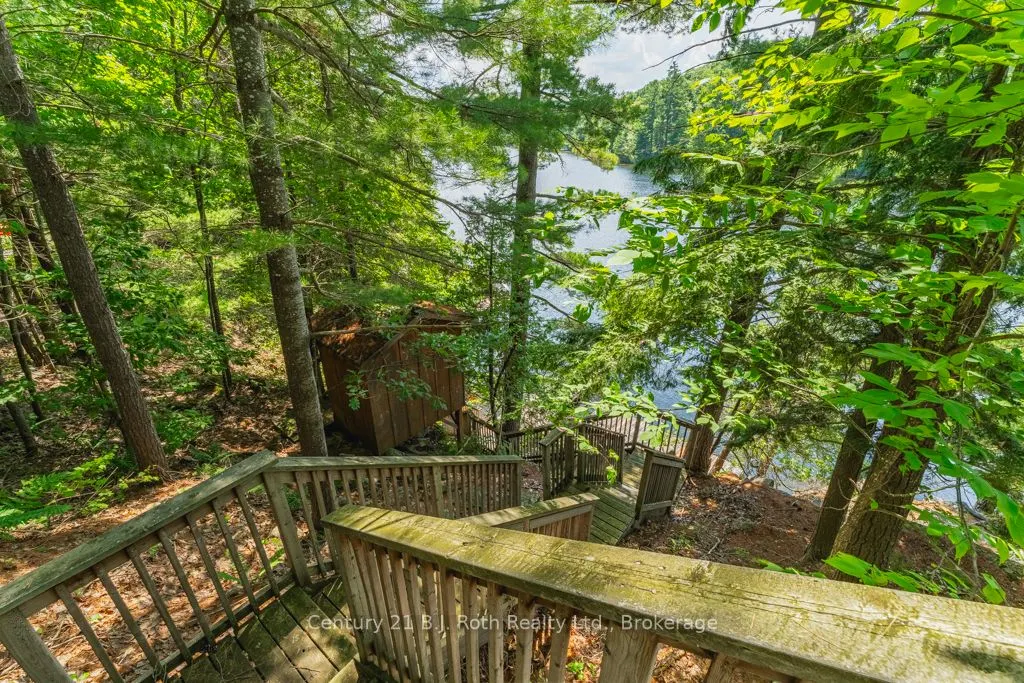 1033 Bayview Point Road