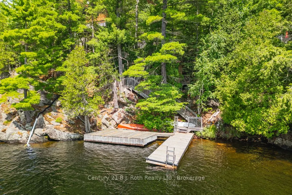 1033 Bayview Point Road