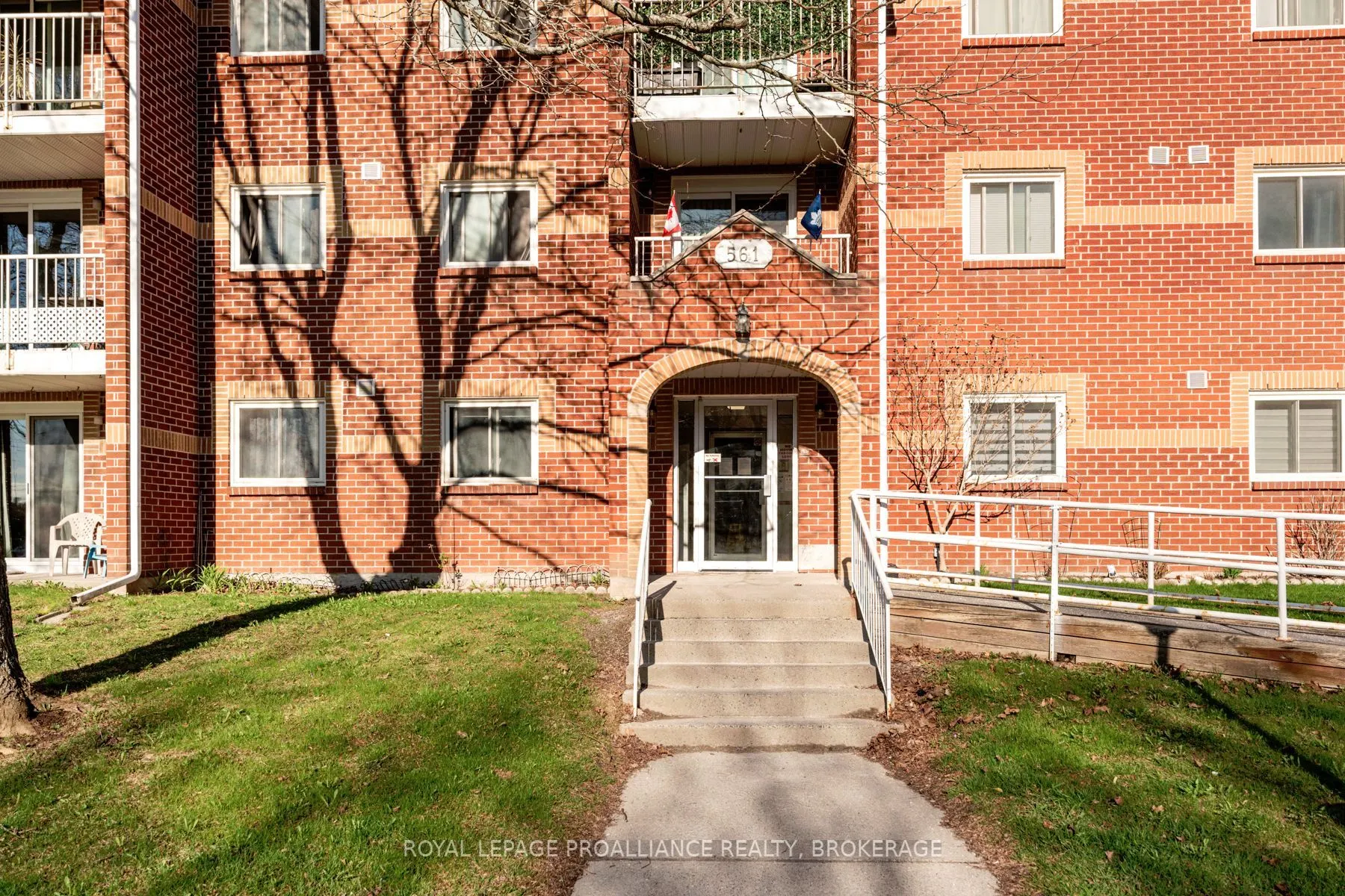 561 Armstrong Road, #206