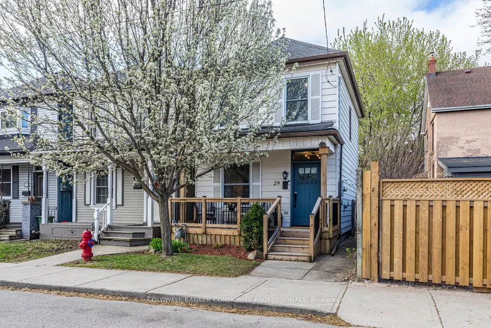 29 Picton Street W