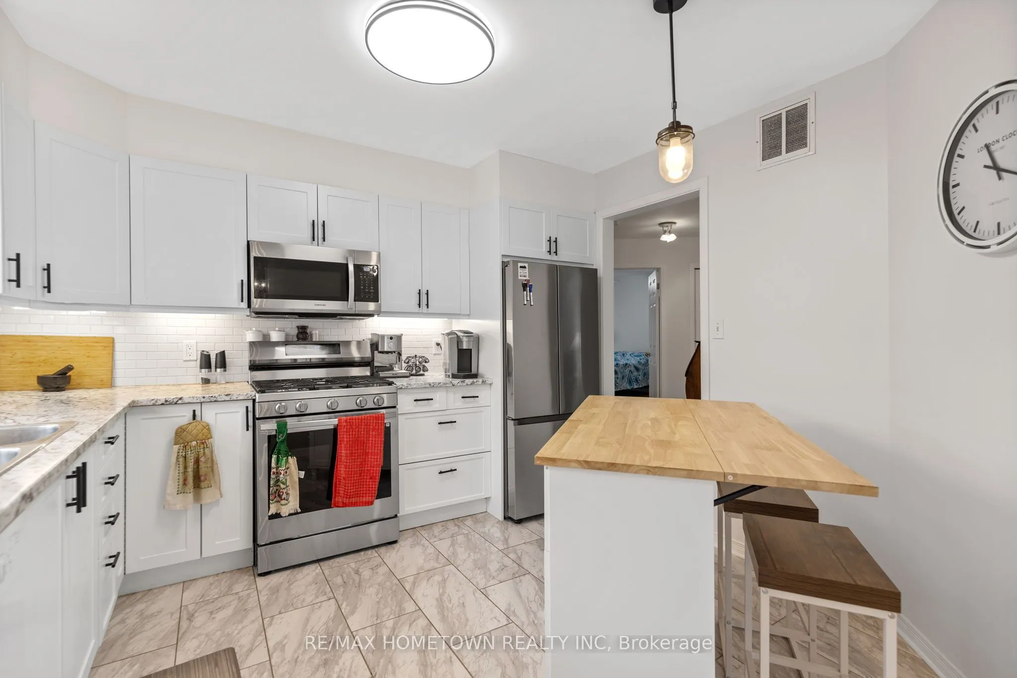 23 WILMOT YOUNG Place