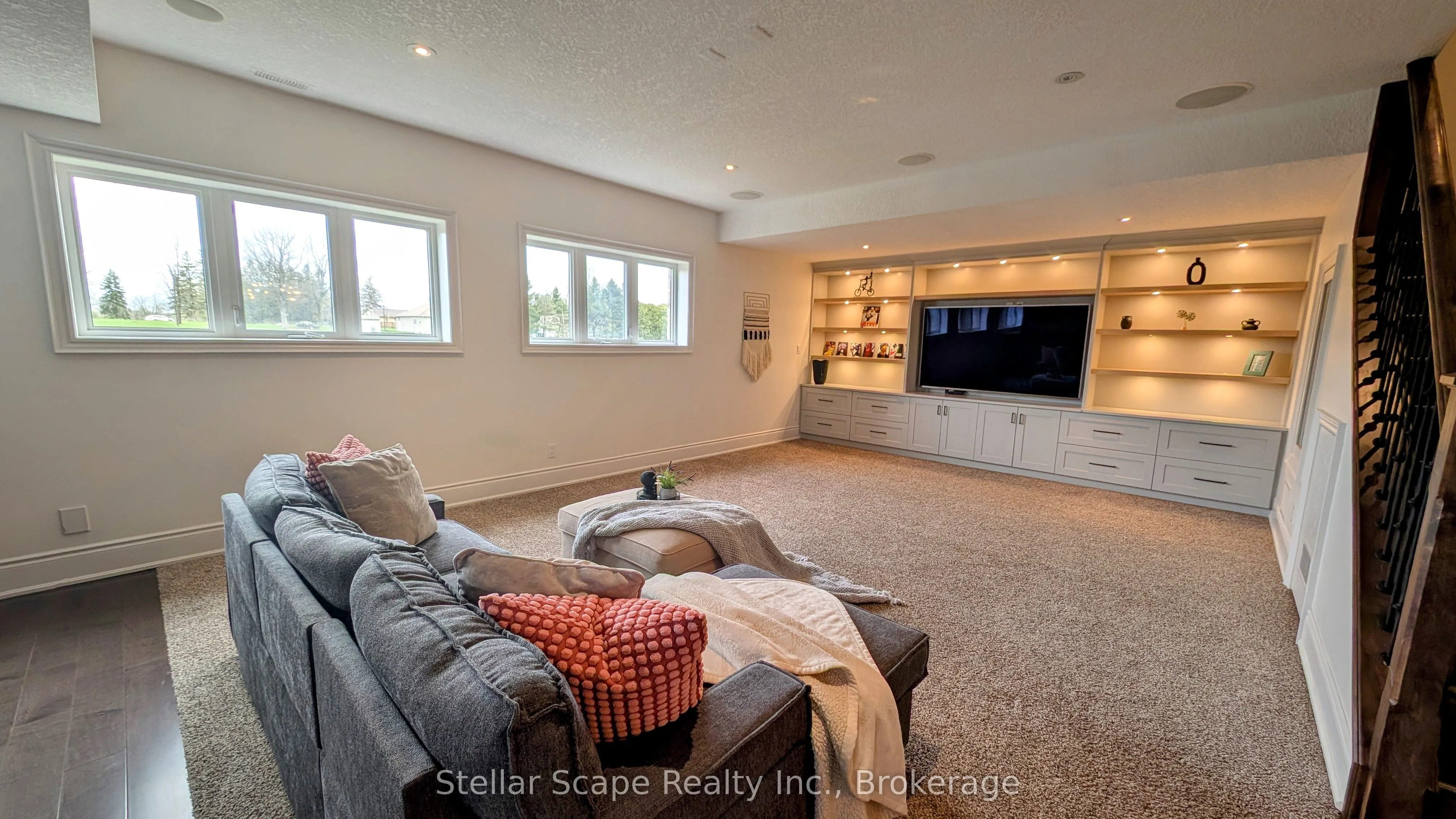3795 Beaverdale Road