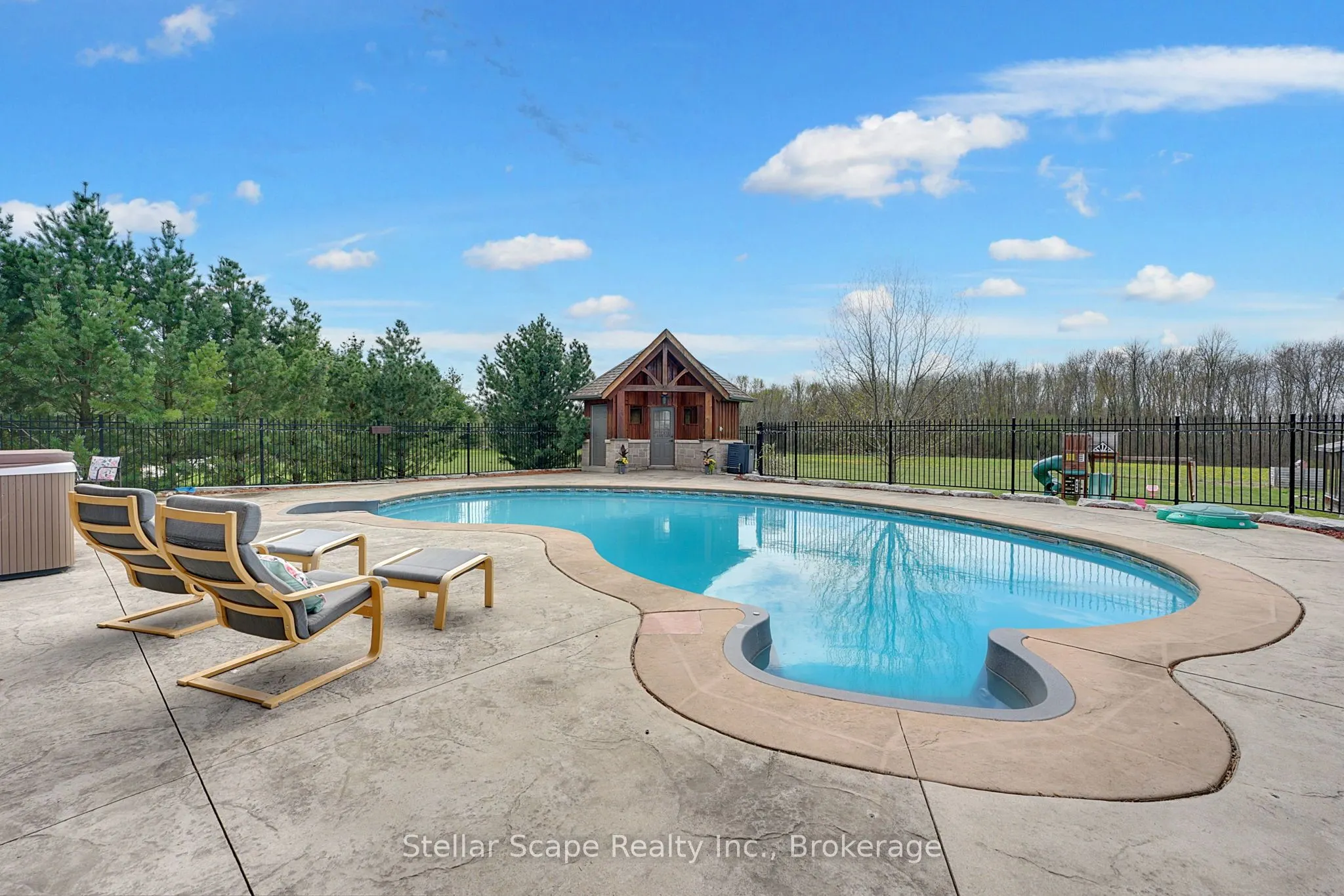 3795 Beaverdale Road