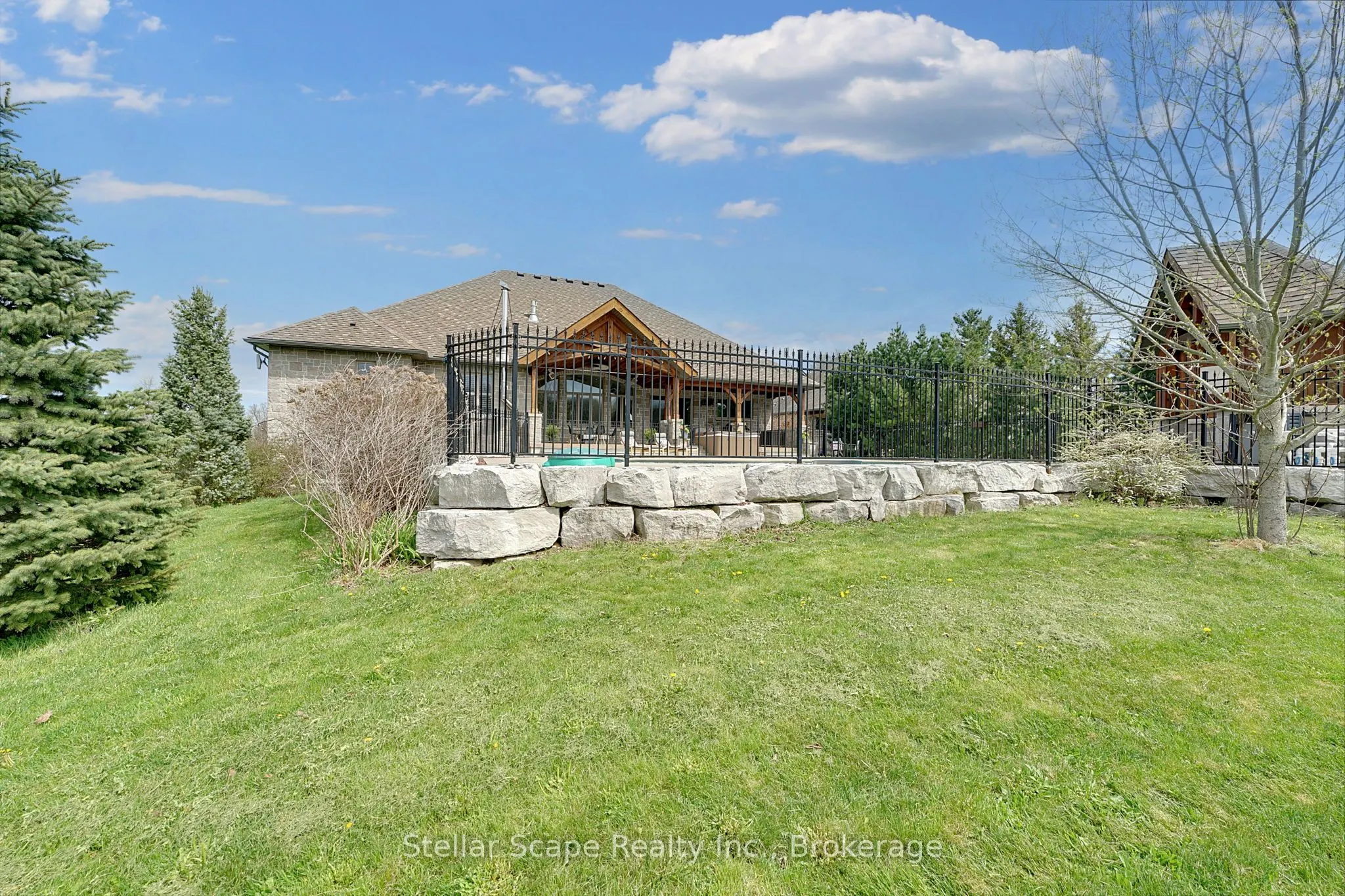 3795 Beaverdale Road