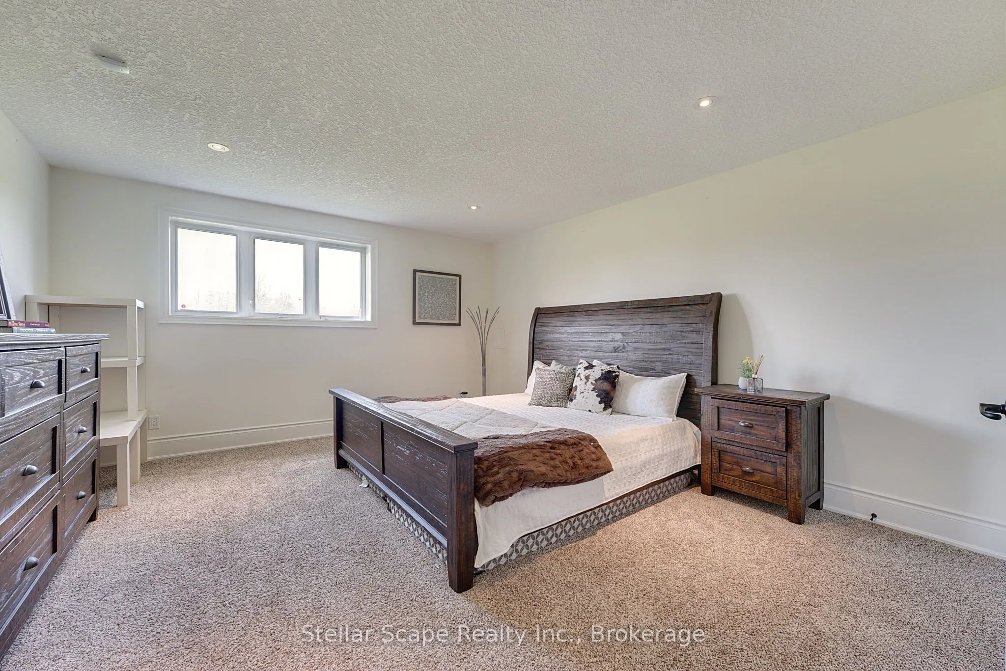 3795 Beaverdale Road