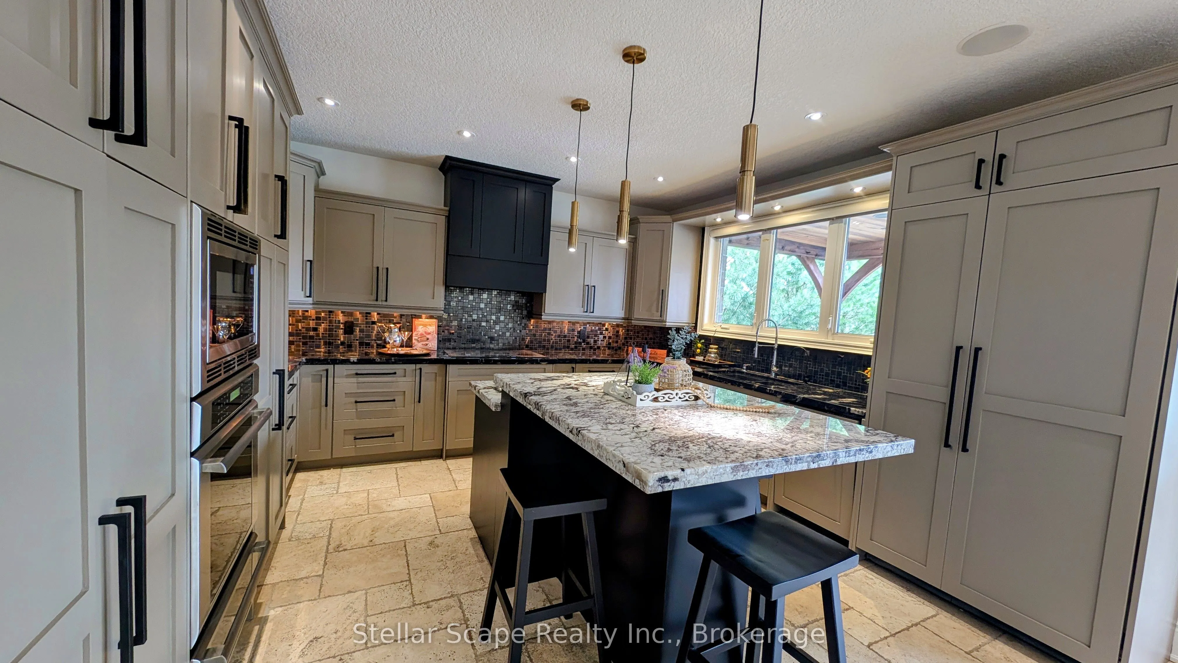 3795 Beaverdale Road