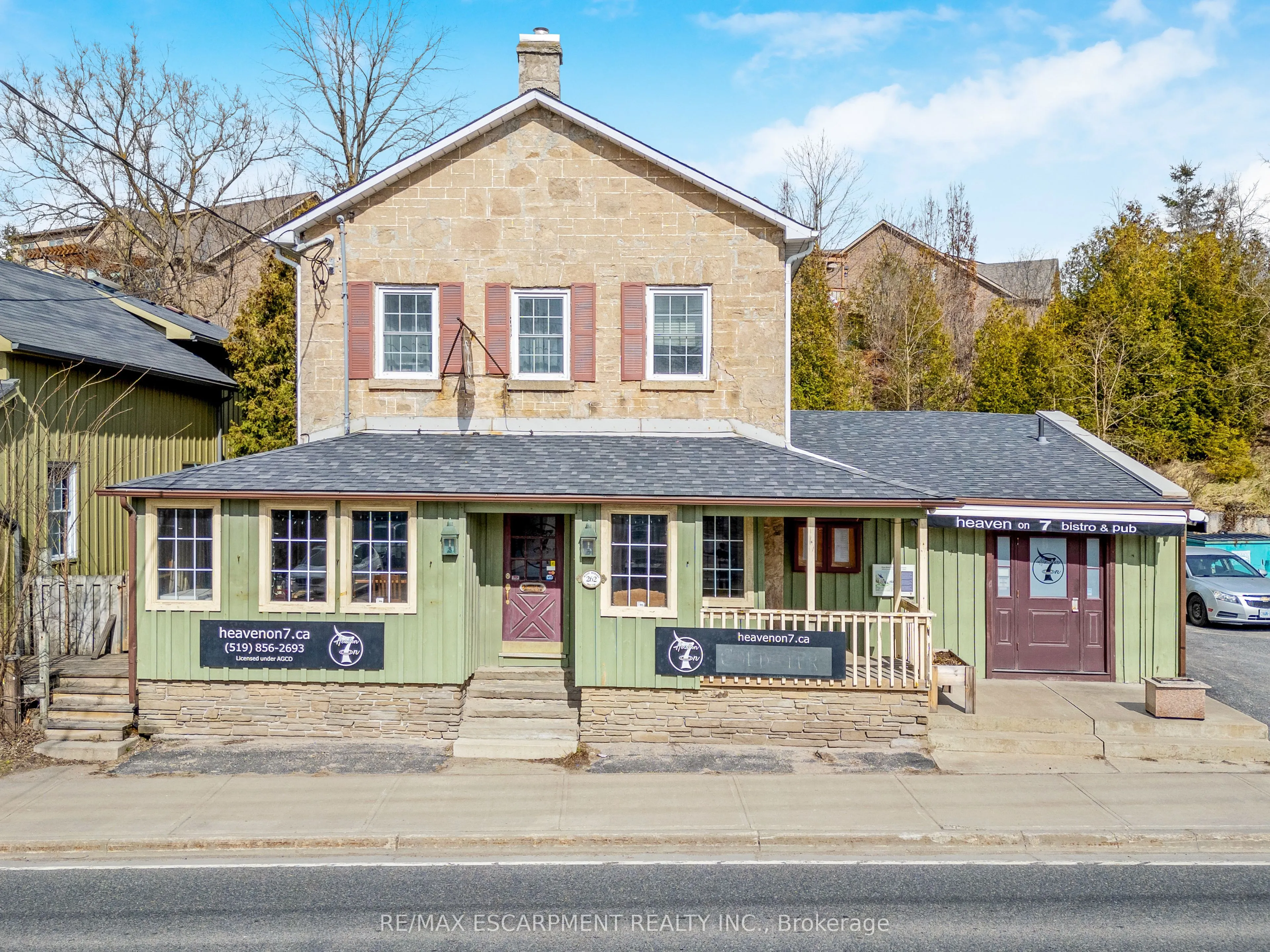 262-270 Main Street S