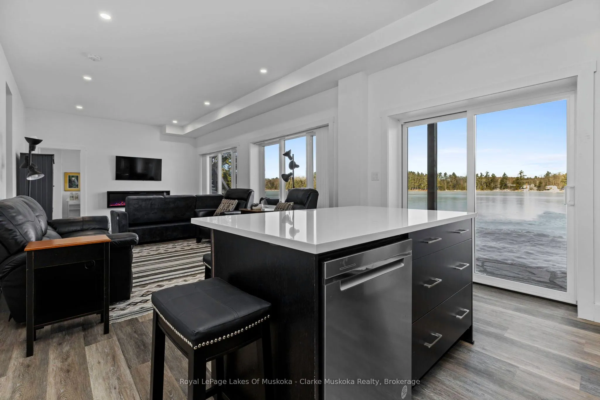 1044 Youngs Rd Unit #3 Road