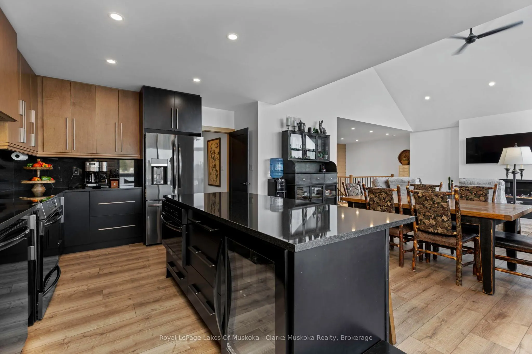 1044 Youngs Rd Unit #3 Road