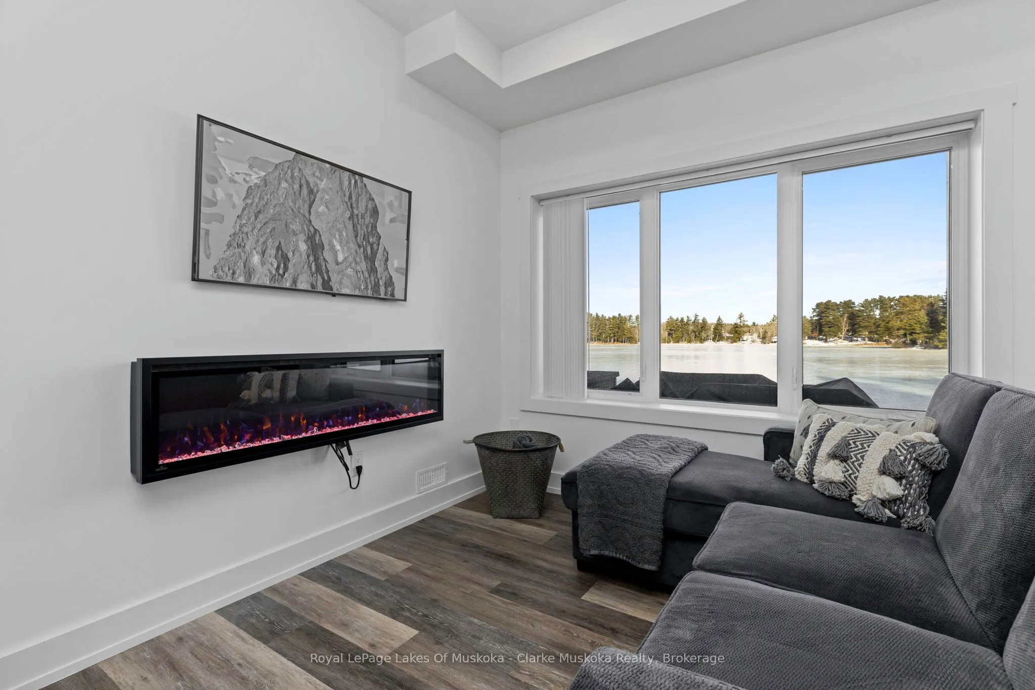1044 Youngs Rd Unit #3 Road