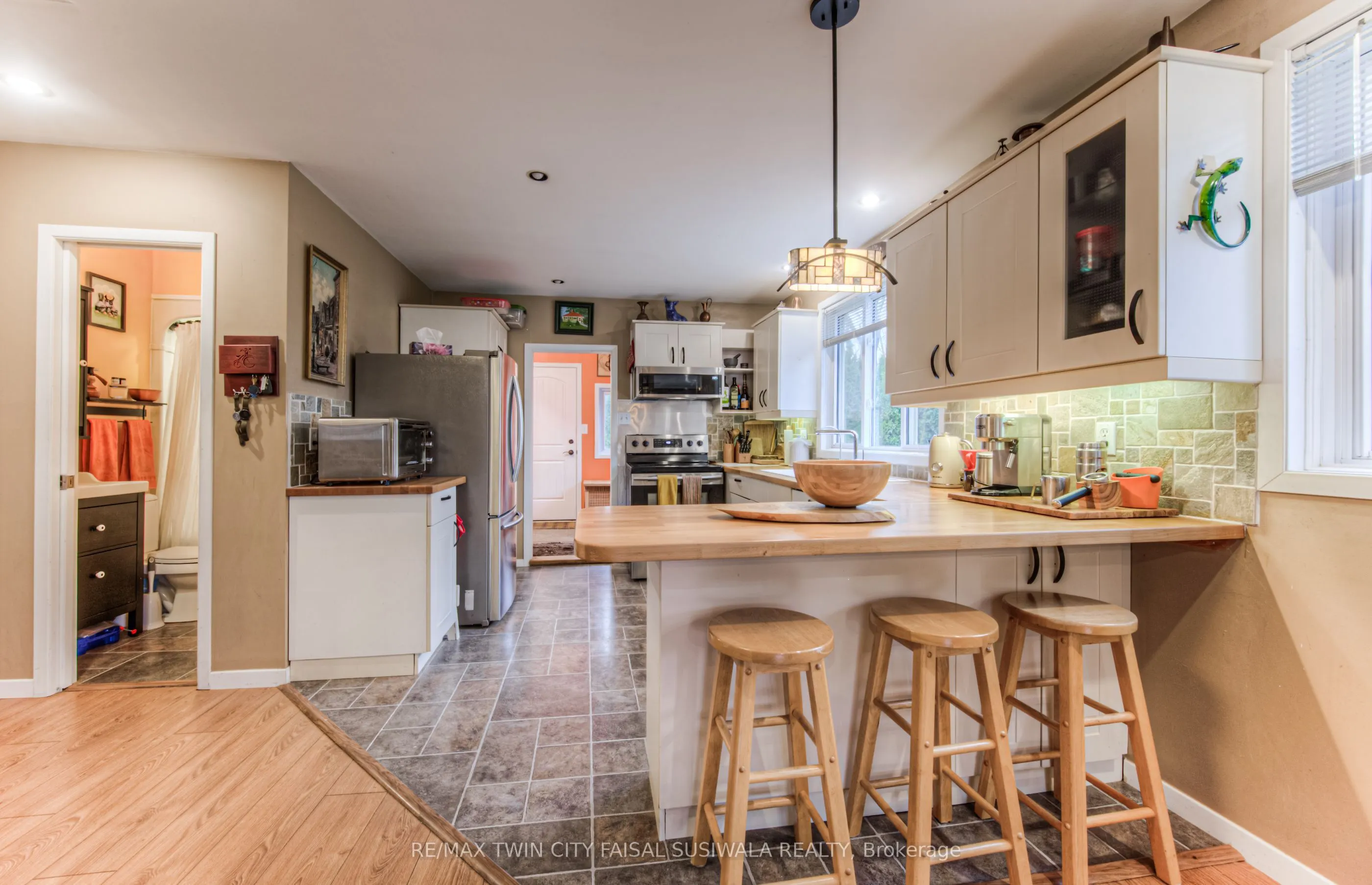 32 Holly Trail