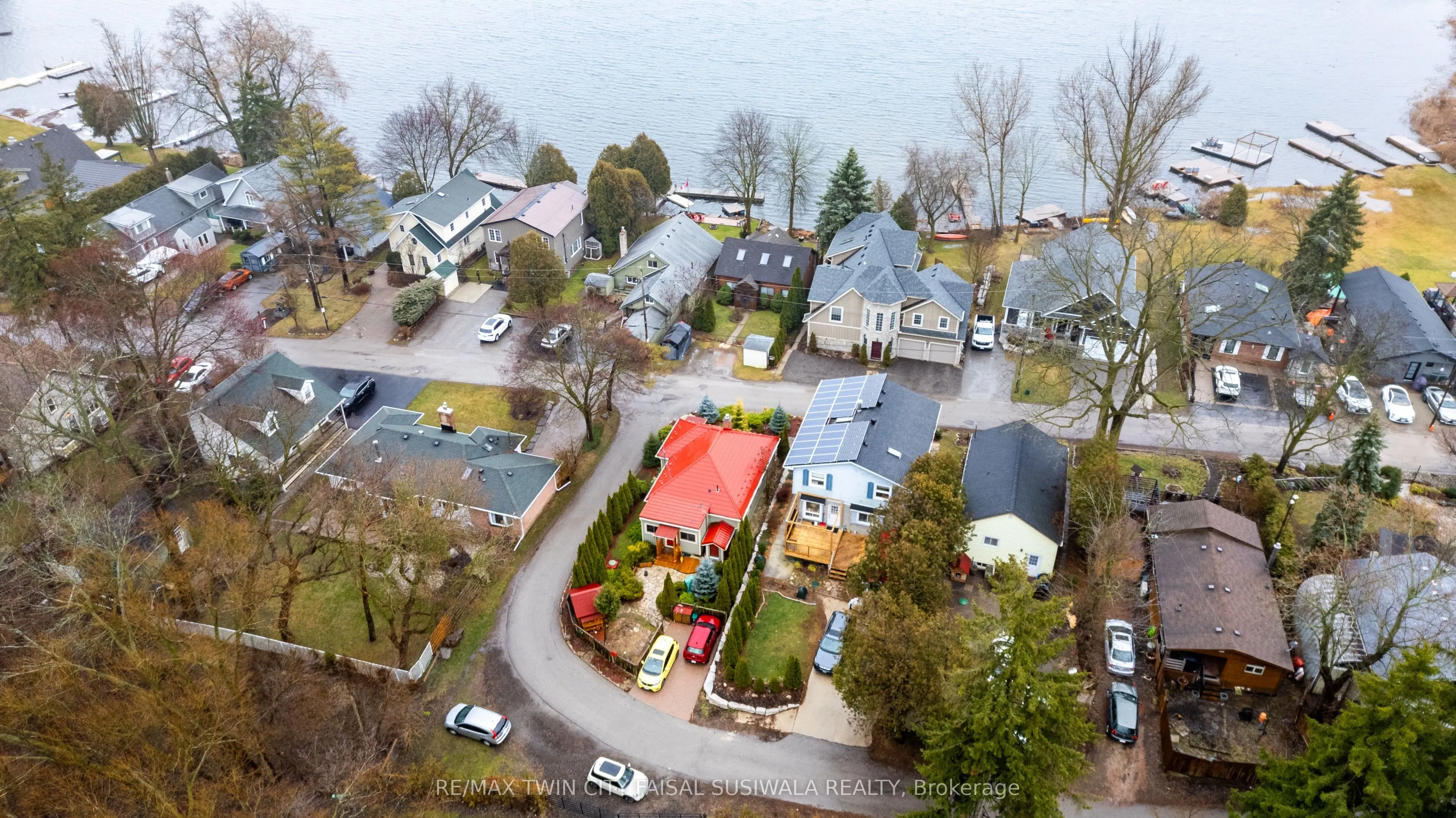 32 Holly Trail