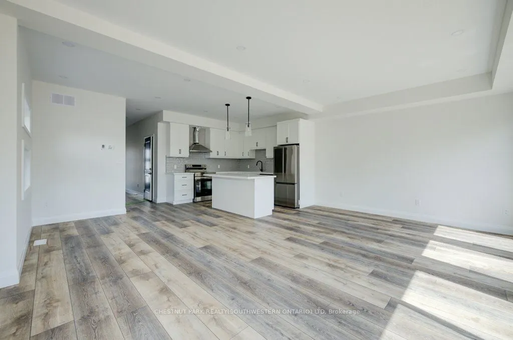 573 Guelph Street