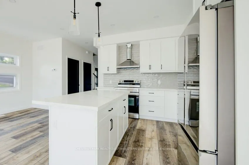 573 Guelph Street
