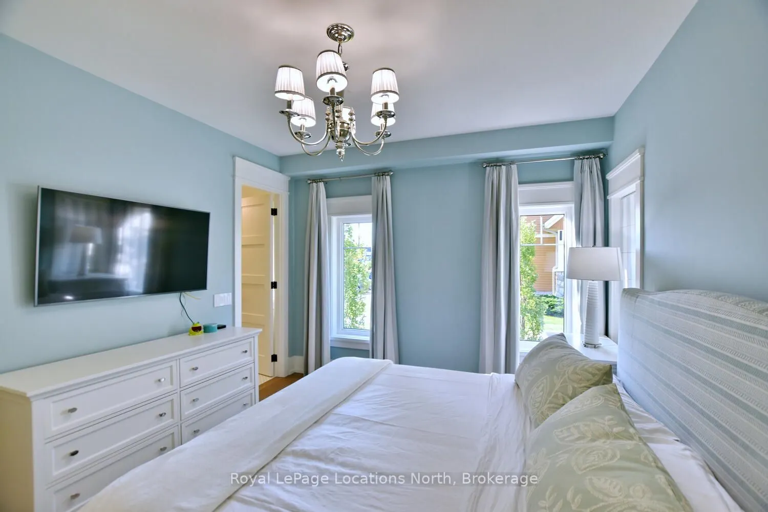 277 JOZO WEIDER Boulevard #902