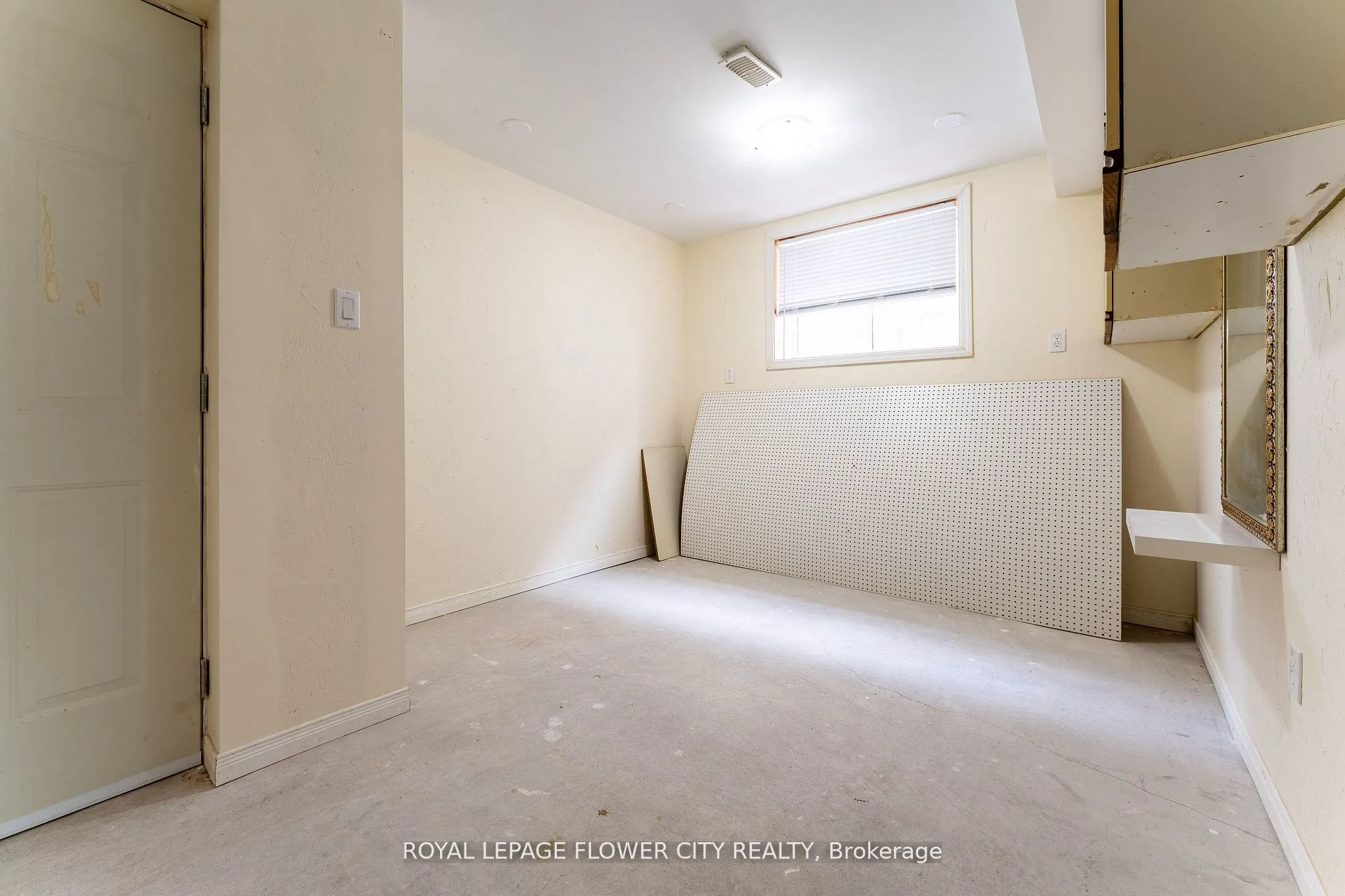 724 Garden Court