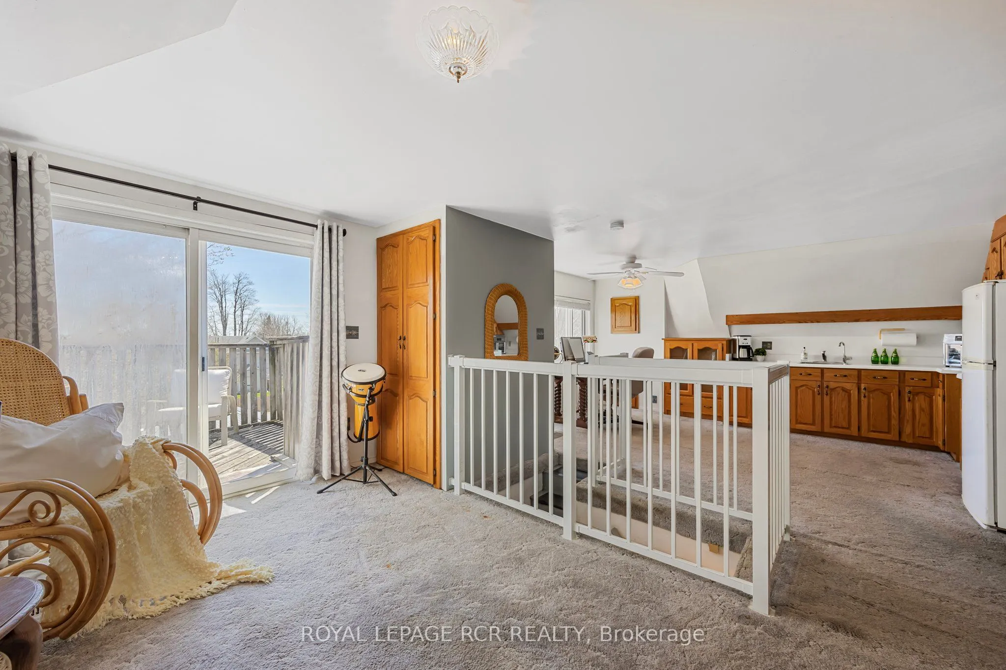317 Main Street E