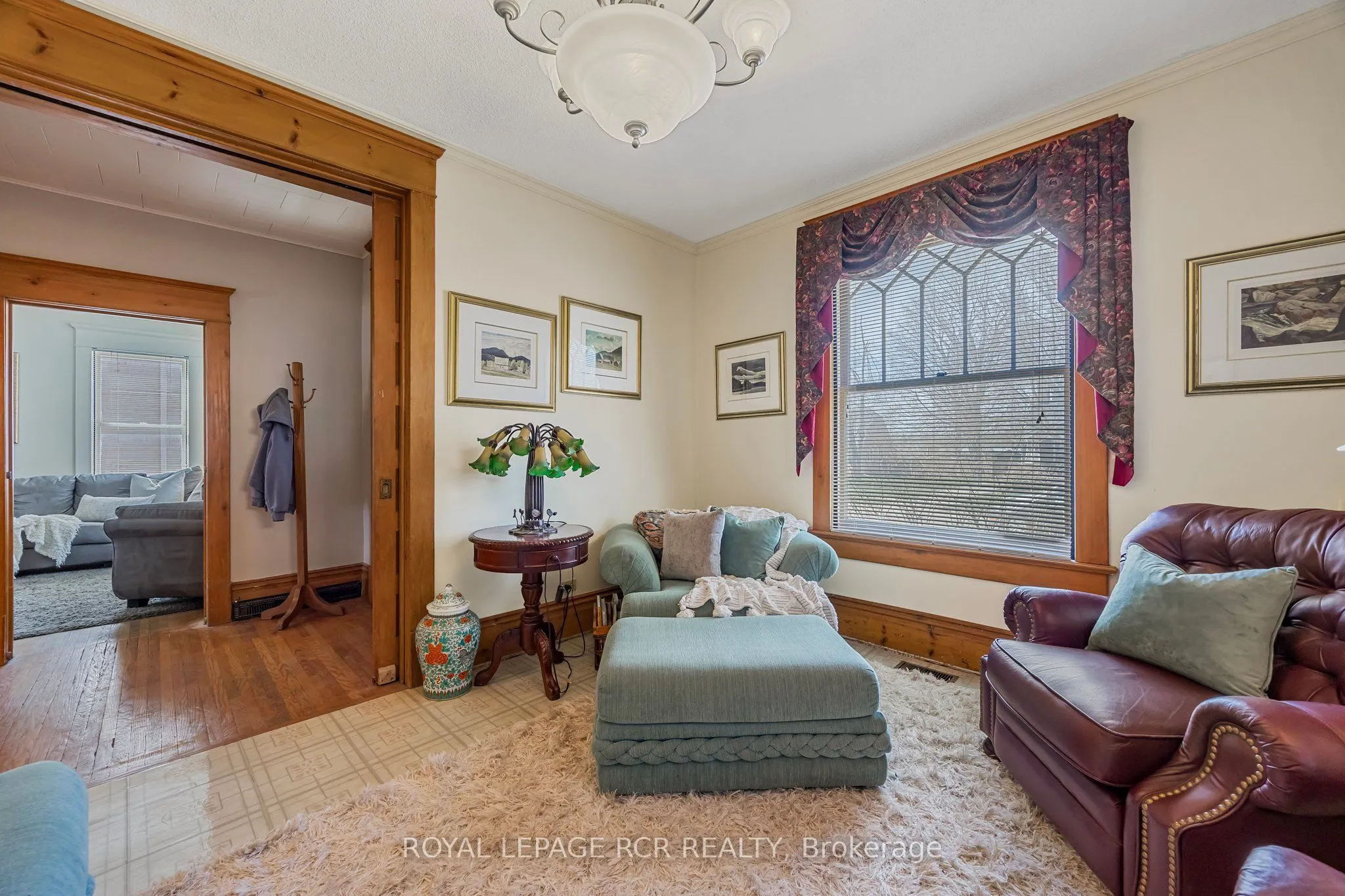 317 Main Street E