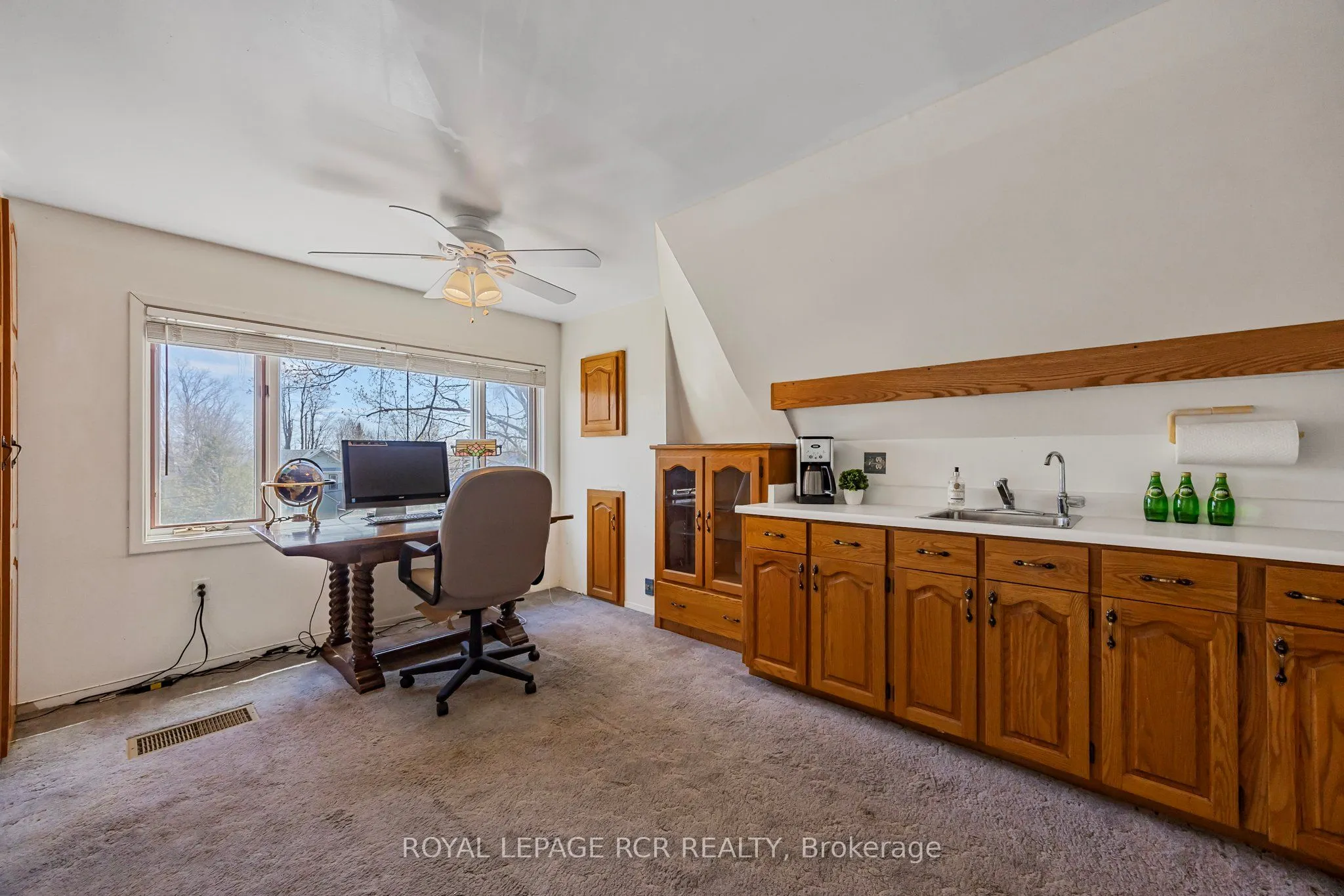317 Main Street E