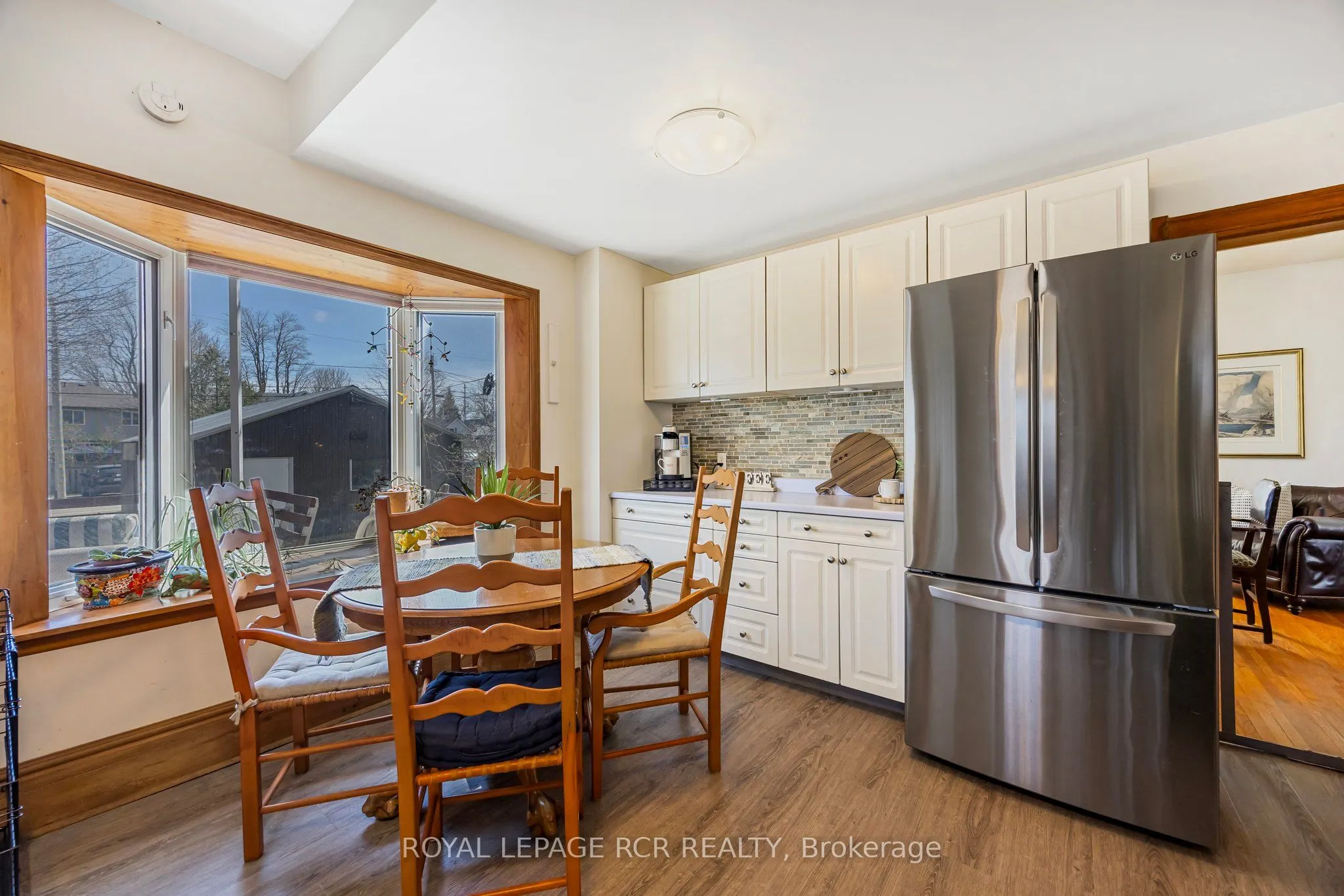 317 Main Street E