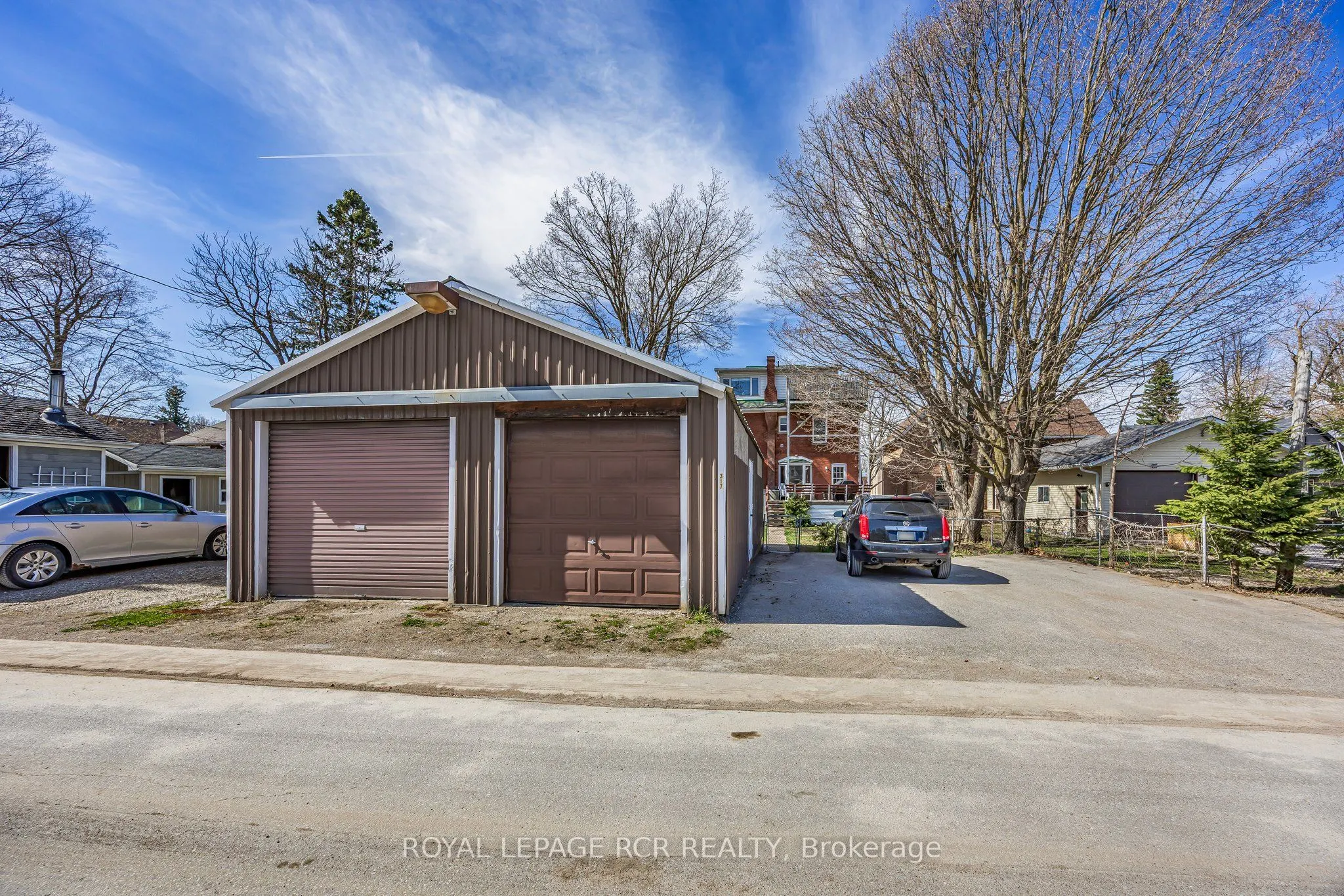 317 Main Street E