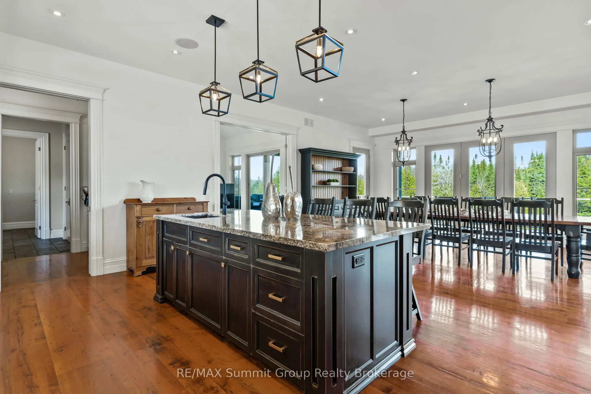 194109 GREY ROAD 13