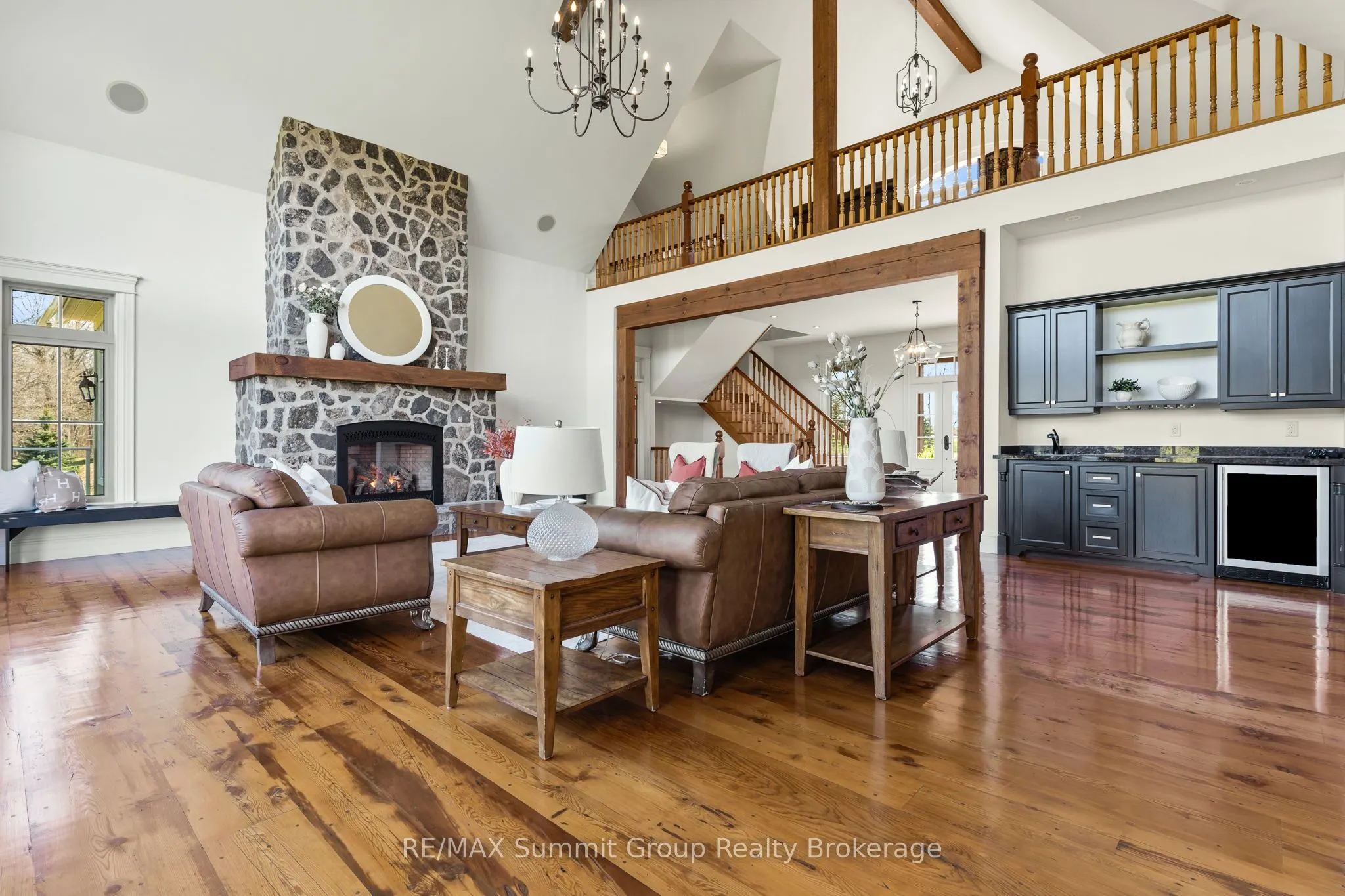 194109 GREY ROAD 13