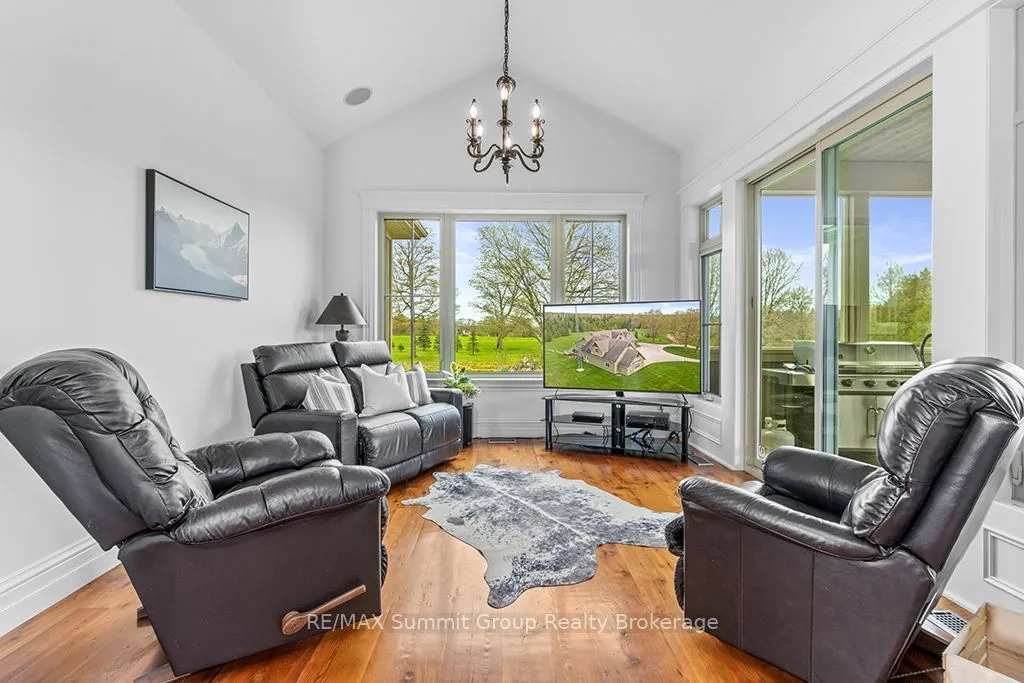 194109 GREY ROAD 13